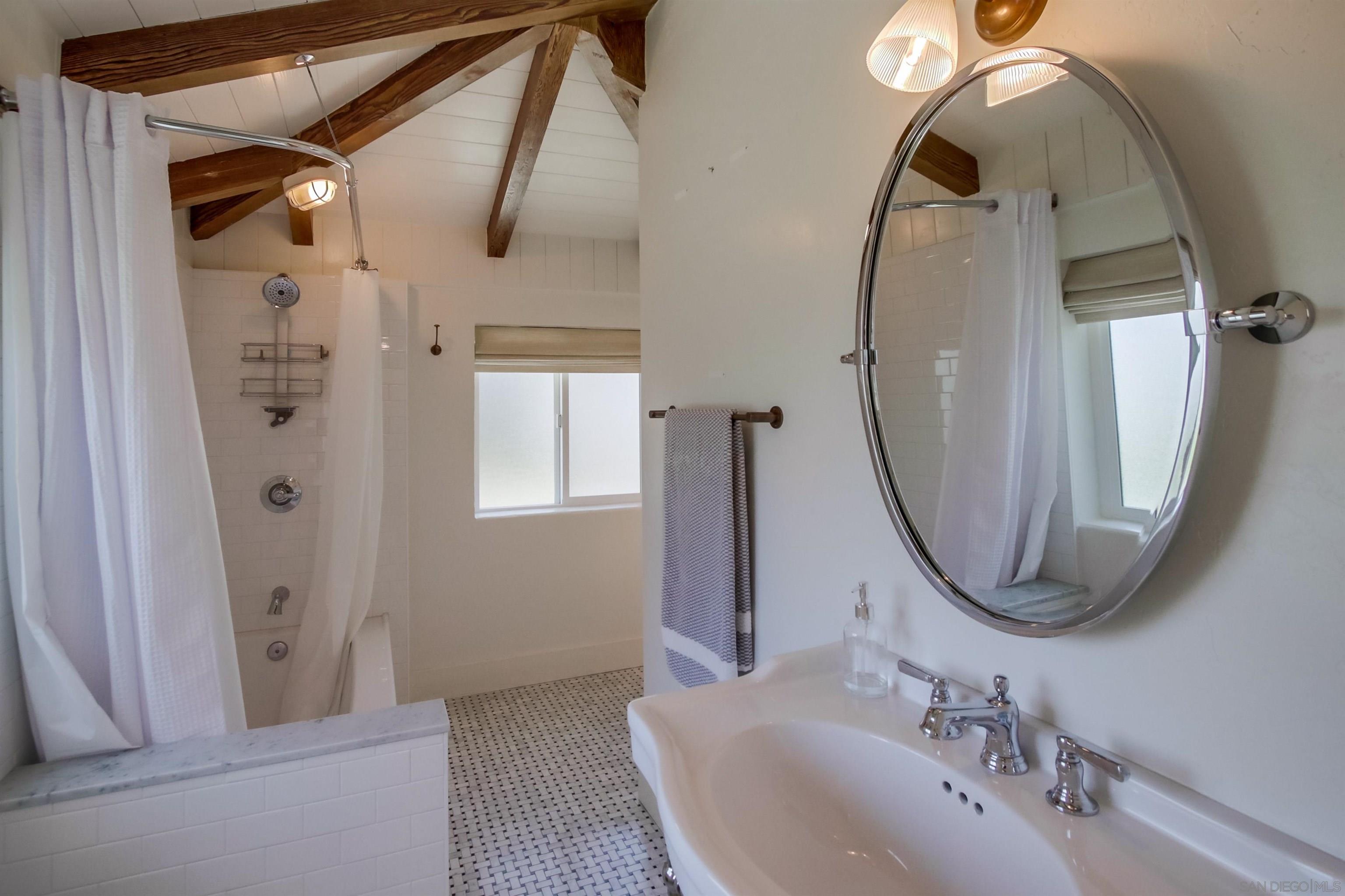 Detail Gallery Image 37 of 73 For 4242  Cosoy Way, San Diego,  CA 92103 - 4 Beds | 2 Baths