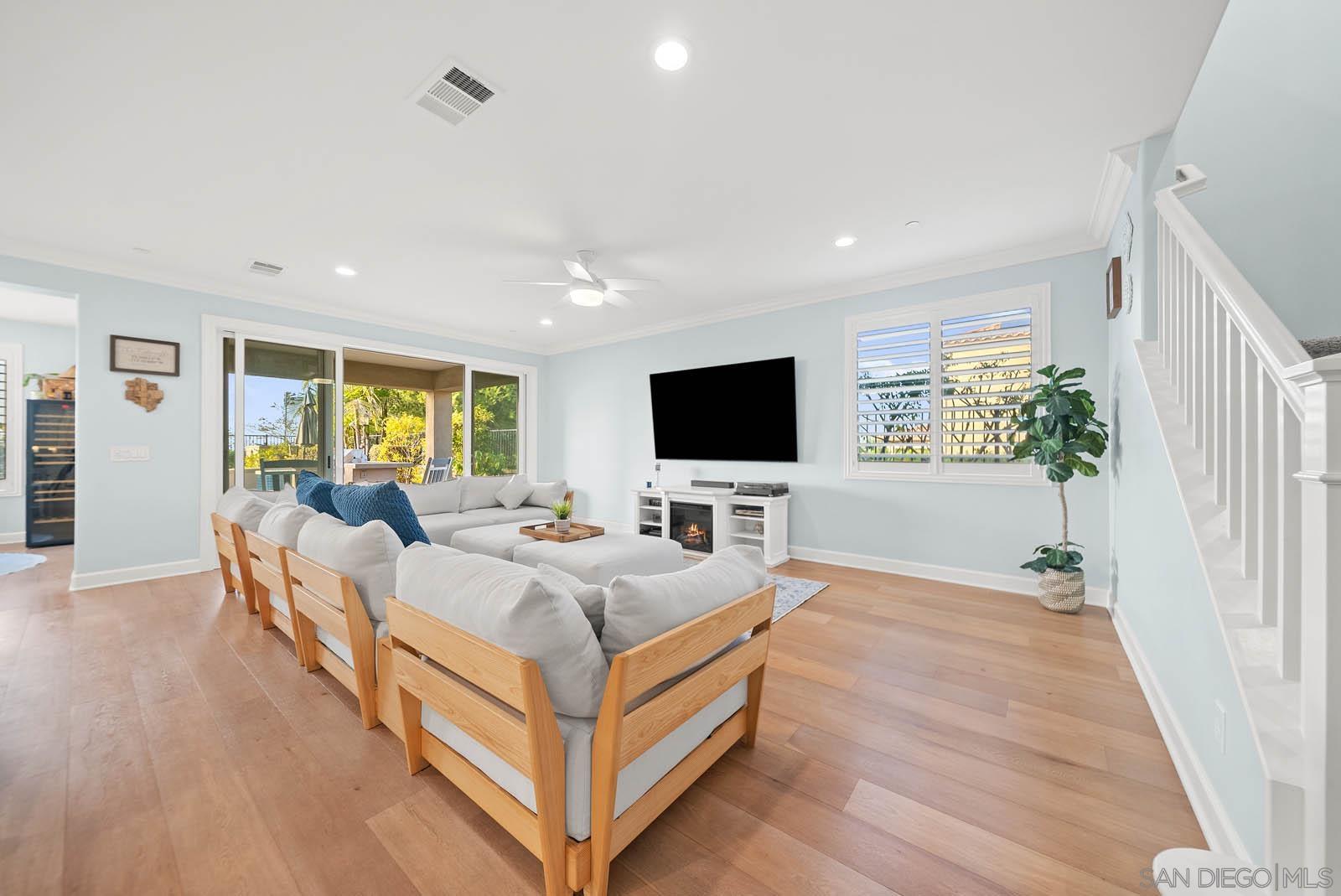 Detail Gallery Image 18 of 50 For 542  Adobe Estates Dr, Vista,  CA 92083 - 4 Beds | 2/1 Baths