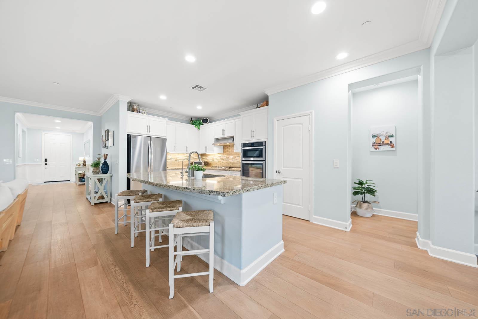 Detail Gallery Image 20 of 50 For 542  Adobe Estates Dr, Vista,  CA 92083 - 4 Beds | 2/1 Baths