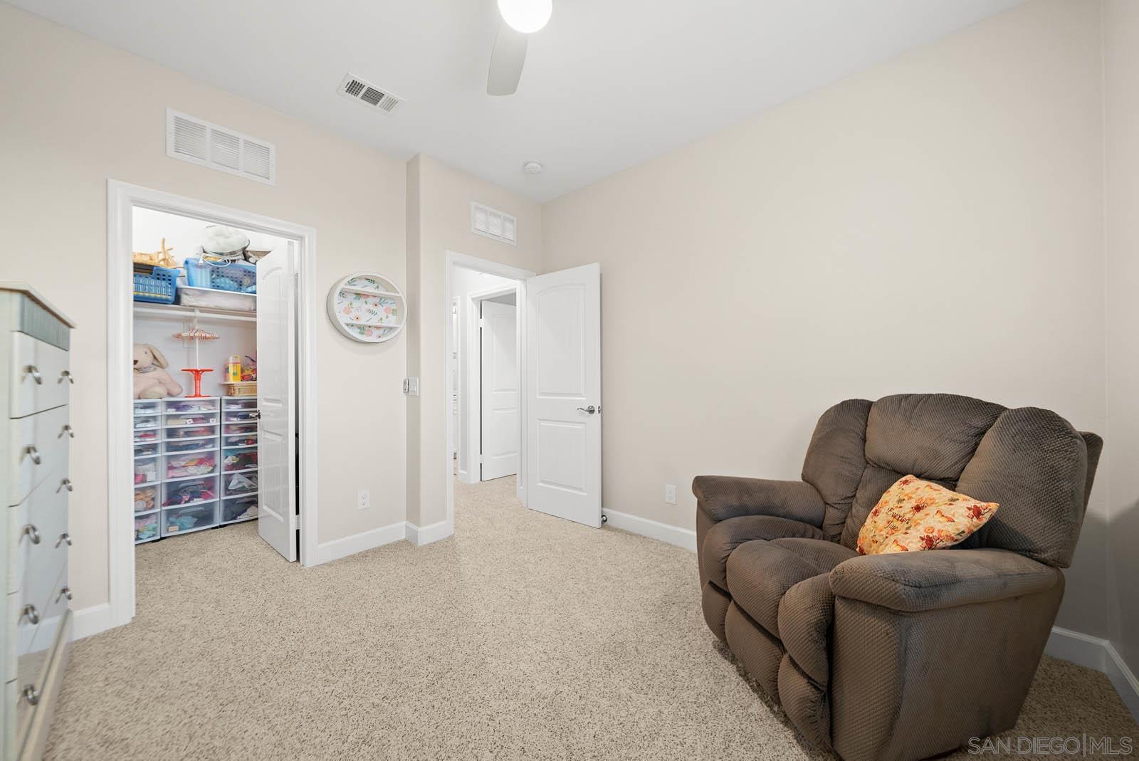 Detail Gallery Image 42 of 50 For 542  Adobe Estates Dr, Vista,  CA 92083 - 4 Beds | 2/1 Baths