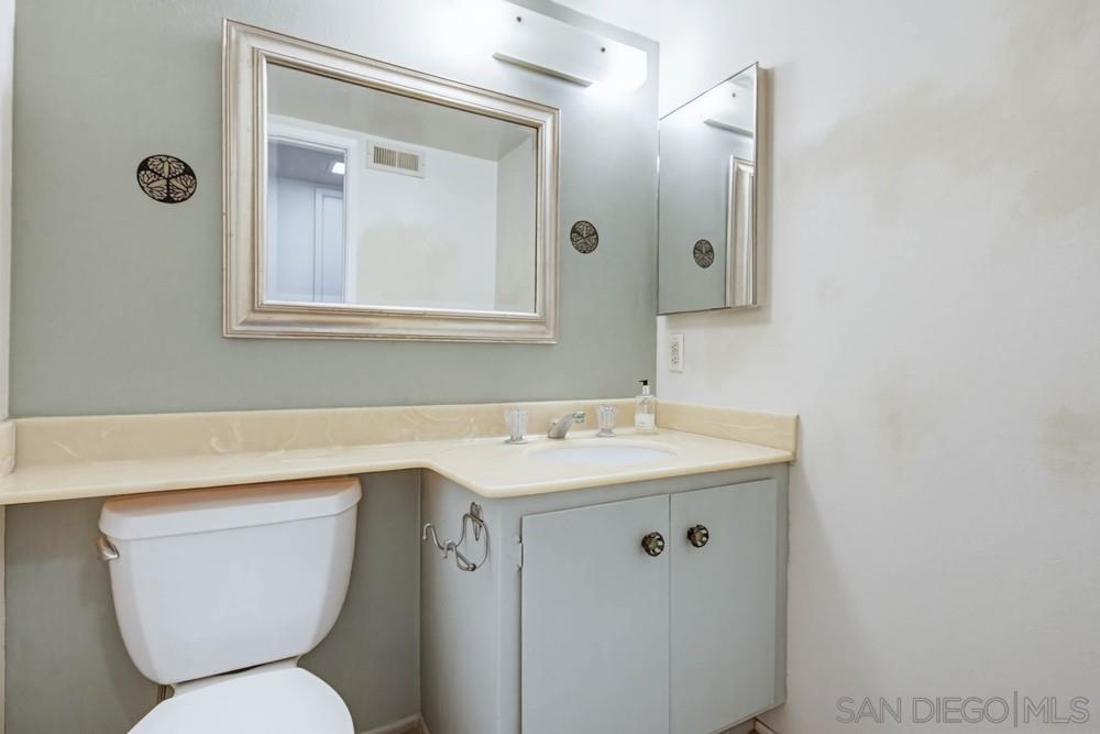 Detail Gallery Image 22 of 75 For 248  Avenida De Los Claveles, Encinitas,  CA 92024 - 4 Beds | 3/1 Baths