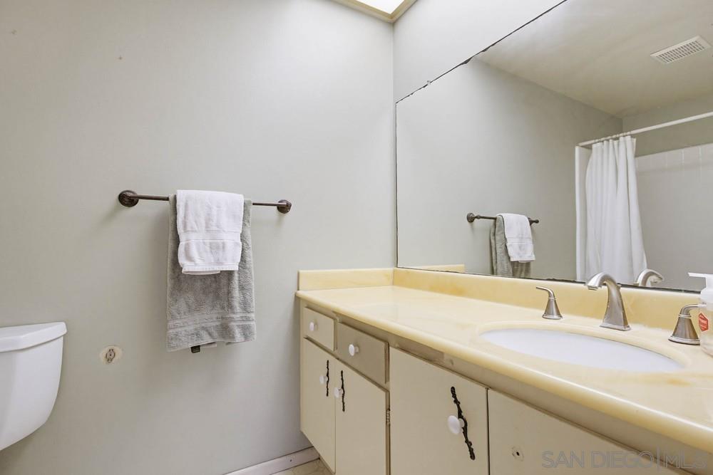 Detail Gallery Image 33 of 75 For 248  Avenida De Los Claveles, Encinitas,  CA 92024 - 4 Beds | 3/1 Baths
