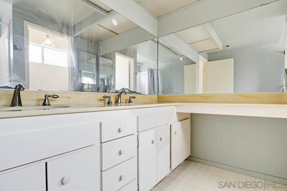 Detail Gallery Image 40 of 75 For 248  Avenida De Los Claveles, Encinitas,  CA 92024 - 4 Beds | 3/1 Baths
