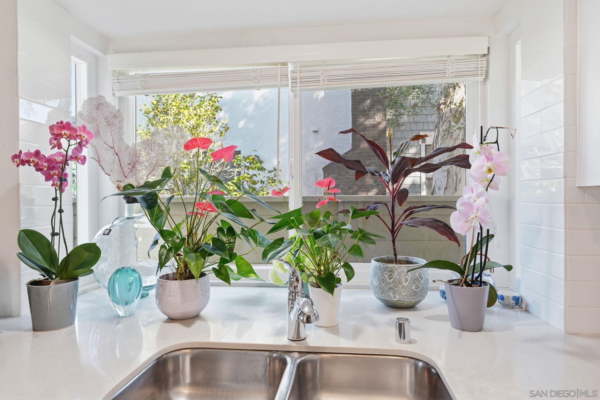Detail Gallery Image 22 of 62 For 3626  Lorimer Ln, Encinitas,  CA 92024 - 4 Beds | 3 Baths