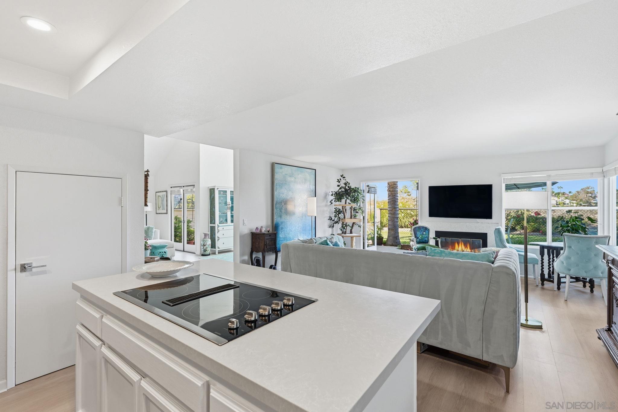 Detail Gallery Image 23 of 62 For 3626  Lorimer Ln, Encinitas,  CA 92024 - 4 Beds | 3 Baths