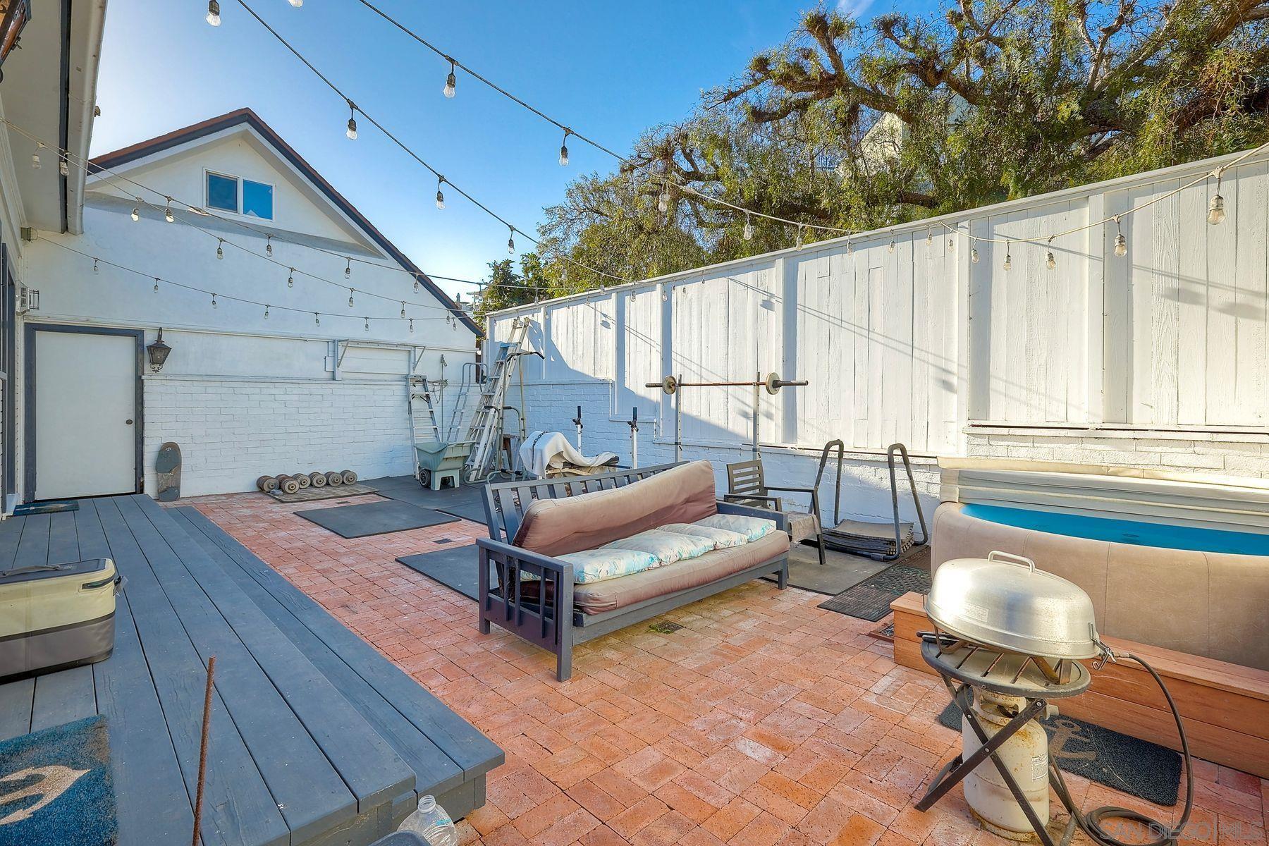 Detail Gallery Image 25 of 65 For 952  Rosecrans, San Diego,  CA 92106 - 5 Beds | 4 Baths