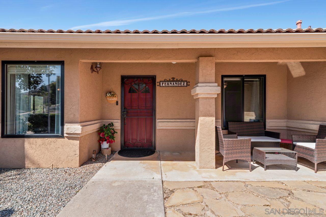 Detail Gallery Image 7 of 46 For 25657  Bellemore Dr, Ramona,  CA 92065 - 5 Beds | 3 Baths