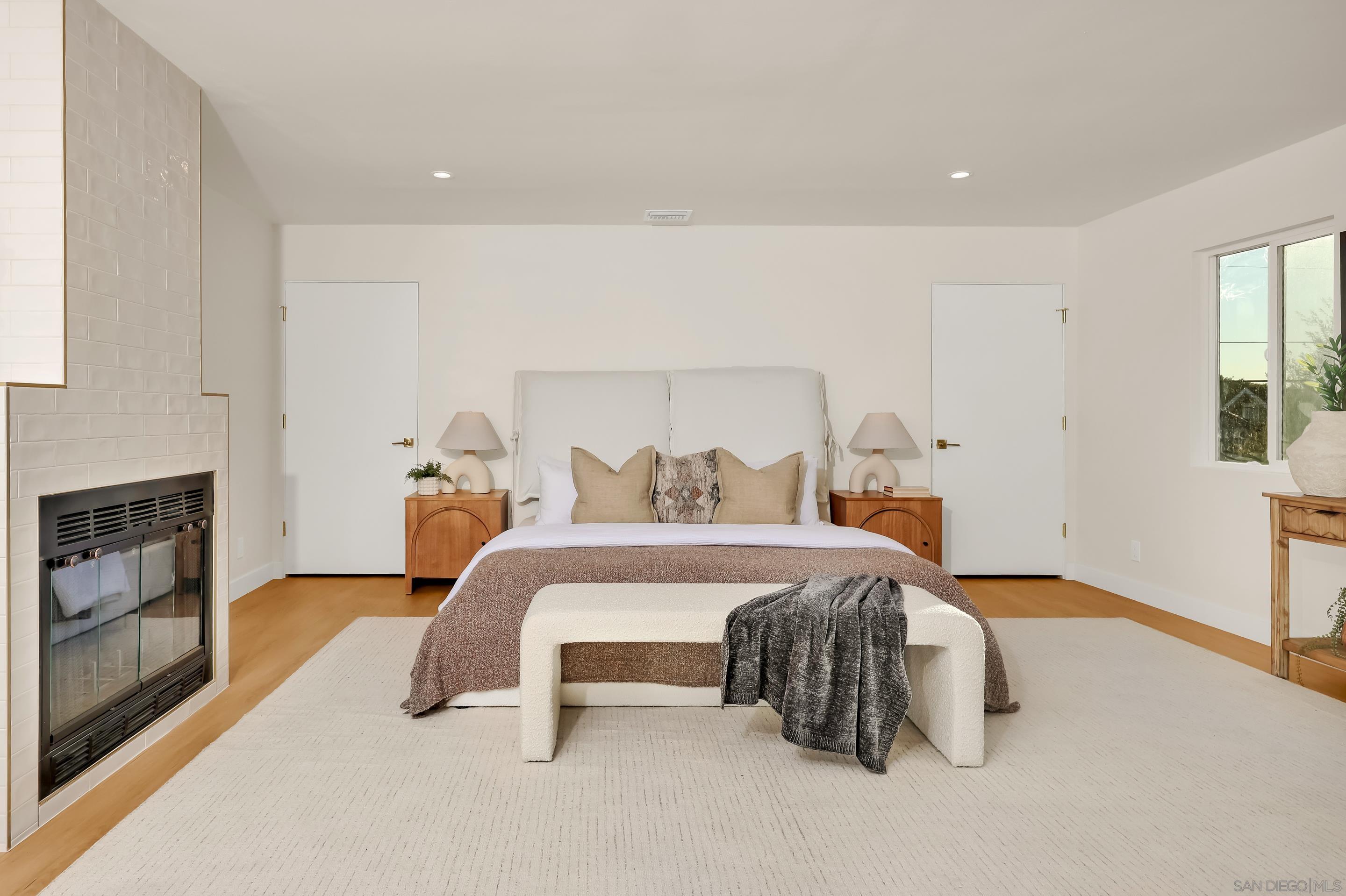 Detail Gallery Image 31 of 72 For 1900 W 41st St, Los Angeles,  CA 90062 - 4 Beds | 2 Baths