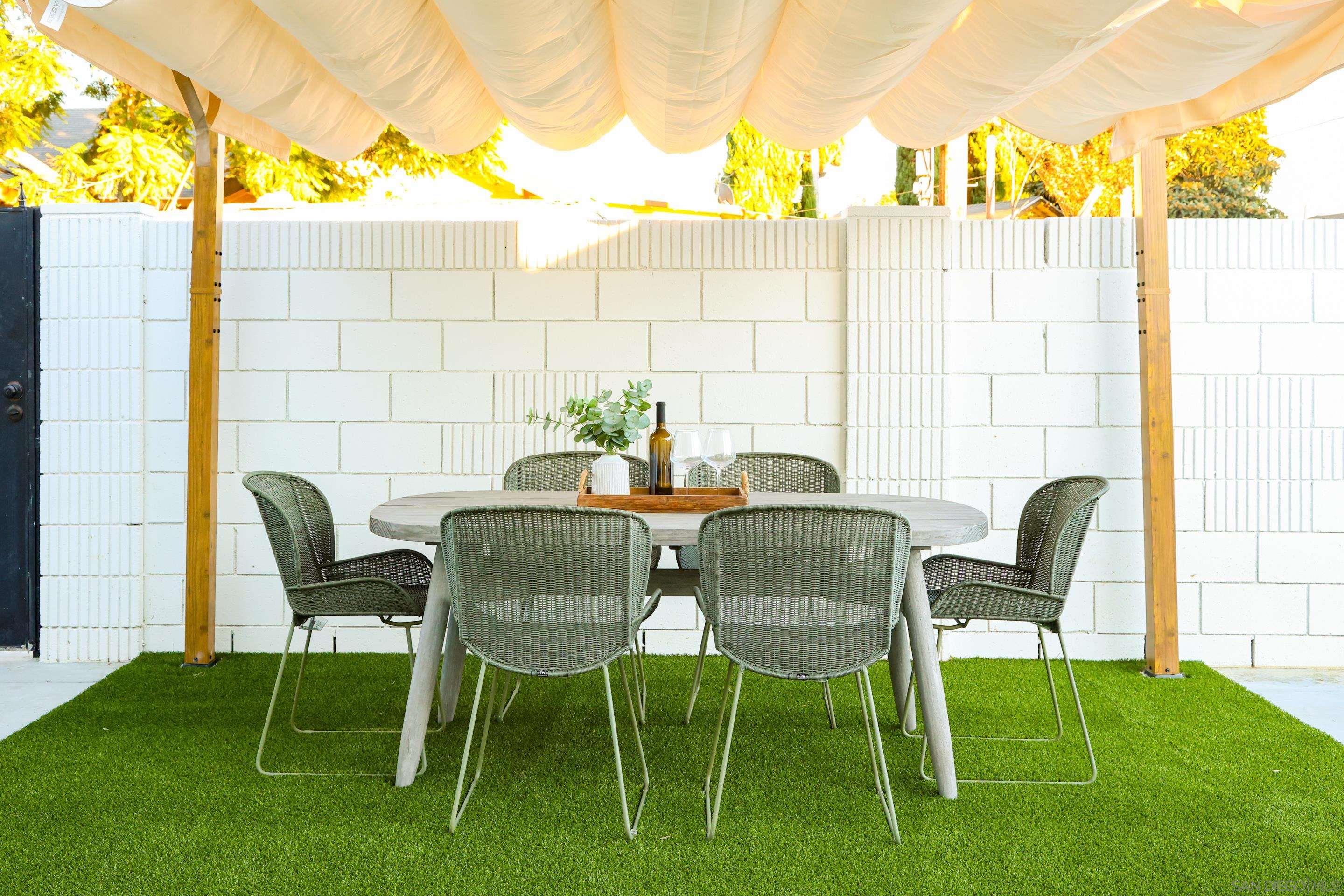 Detail Gallery Image 47 of 72 For 1900 W 41st St, Los Angeles,  CA 90062 - 4 Beds | 2 Baths