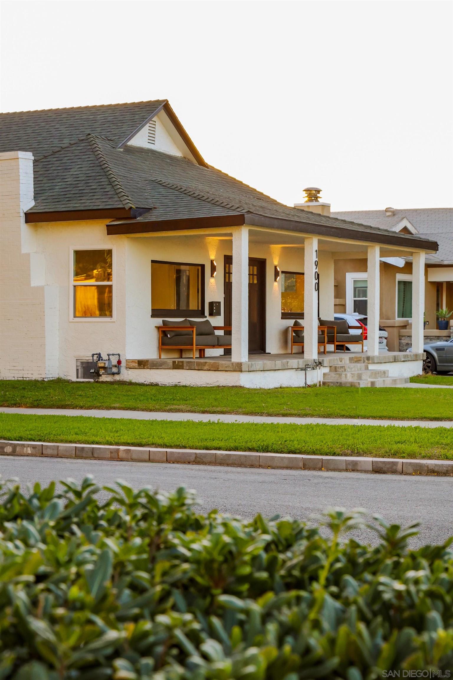 Detail Gallery Image 52 of 72 For 1900 W 41st St, Los Angeles,  CA 90062 - 4 Beds | 2 Baths