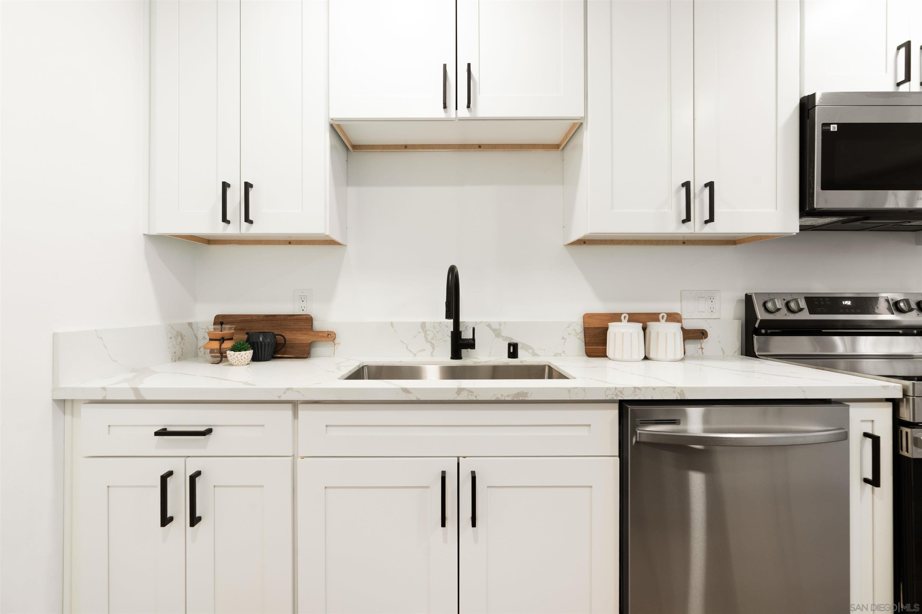 Detail Gallery Image 16 of 35 For 540  Oakdale Ln  #C,  El Cajon,  CA 92021 - 1 Beds | 1 Baths