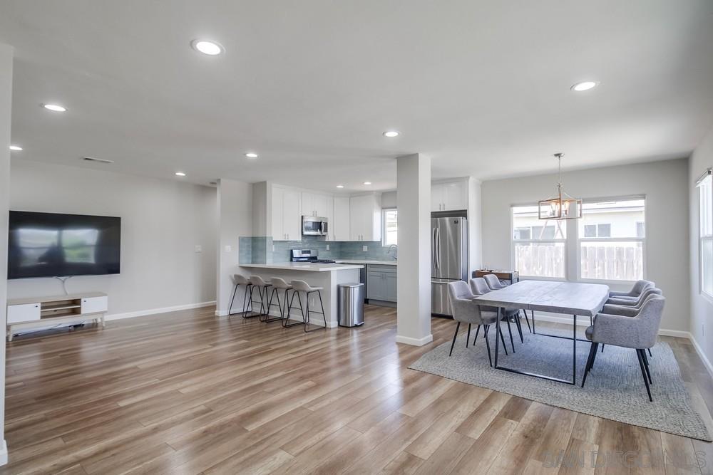 Detail Gallery Image 11 of 62 For 3484  Armstrong St, San Diego,  CA 92111 - 4 Beds | 3 Baths