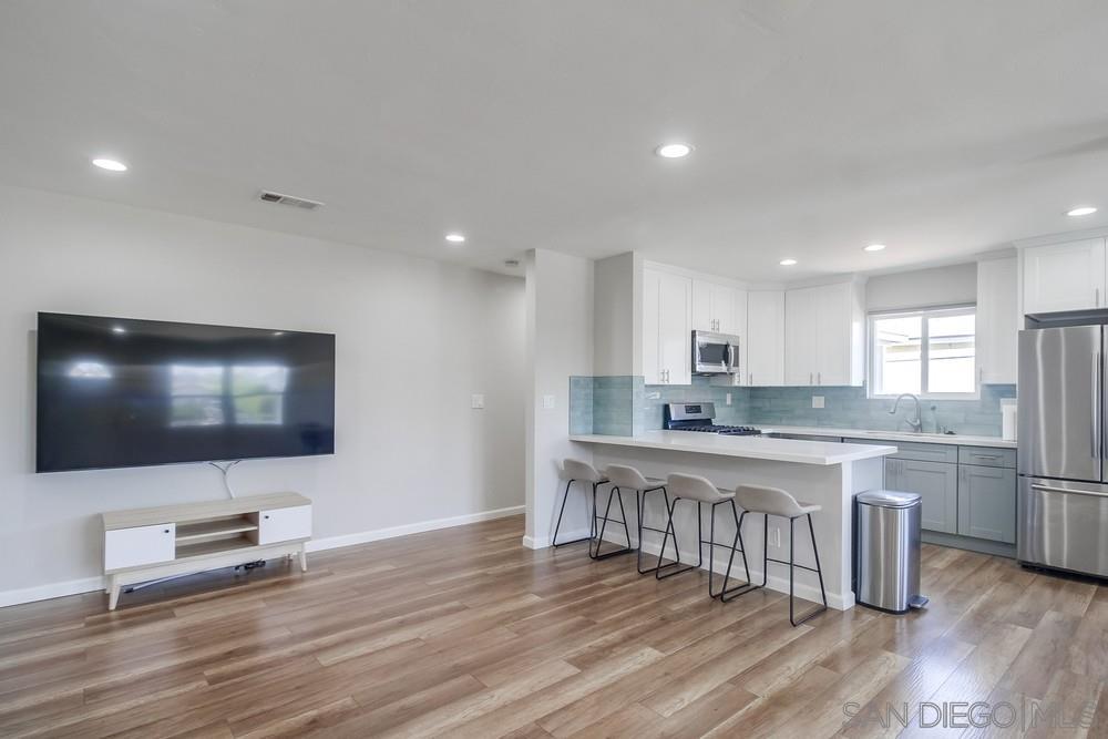 Detail Gallery Image 18 of 62 For 3484  Armstrong St, San Diego,  CA 92111 - 4 Beds | 3 Baths