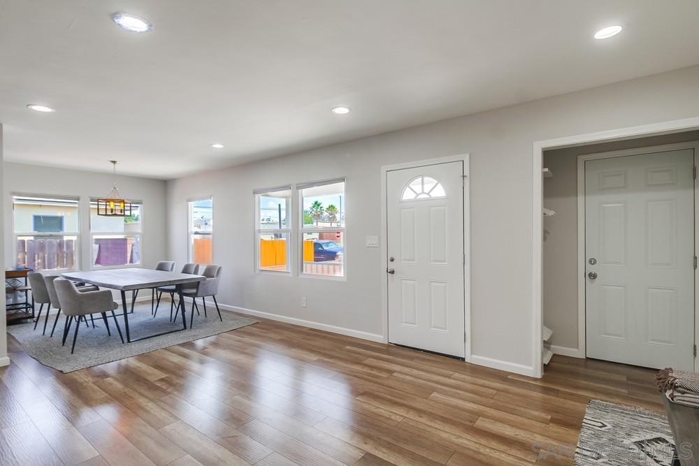 Detail Gallery Image 27 of 62 For 3484  Armstrong St, San Diego,  CA 92111 - 4 Beds | 3 Baths