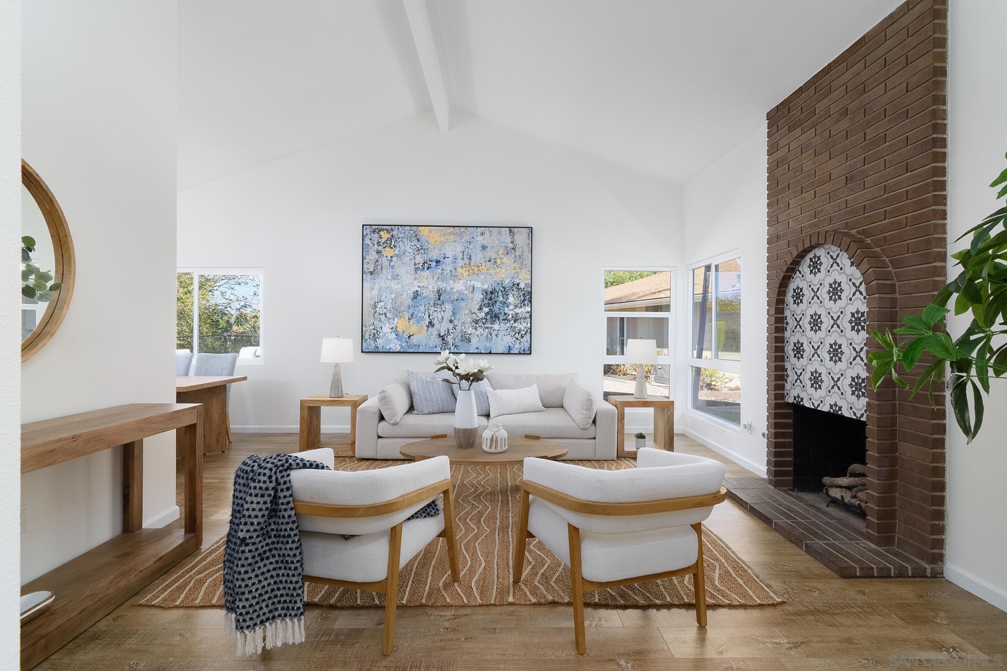 Front Image Thumbnail for SD250046325