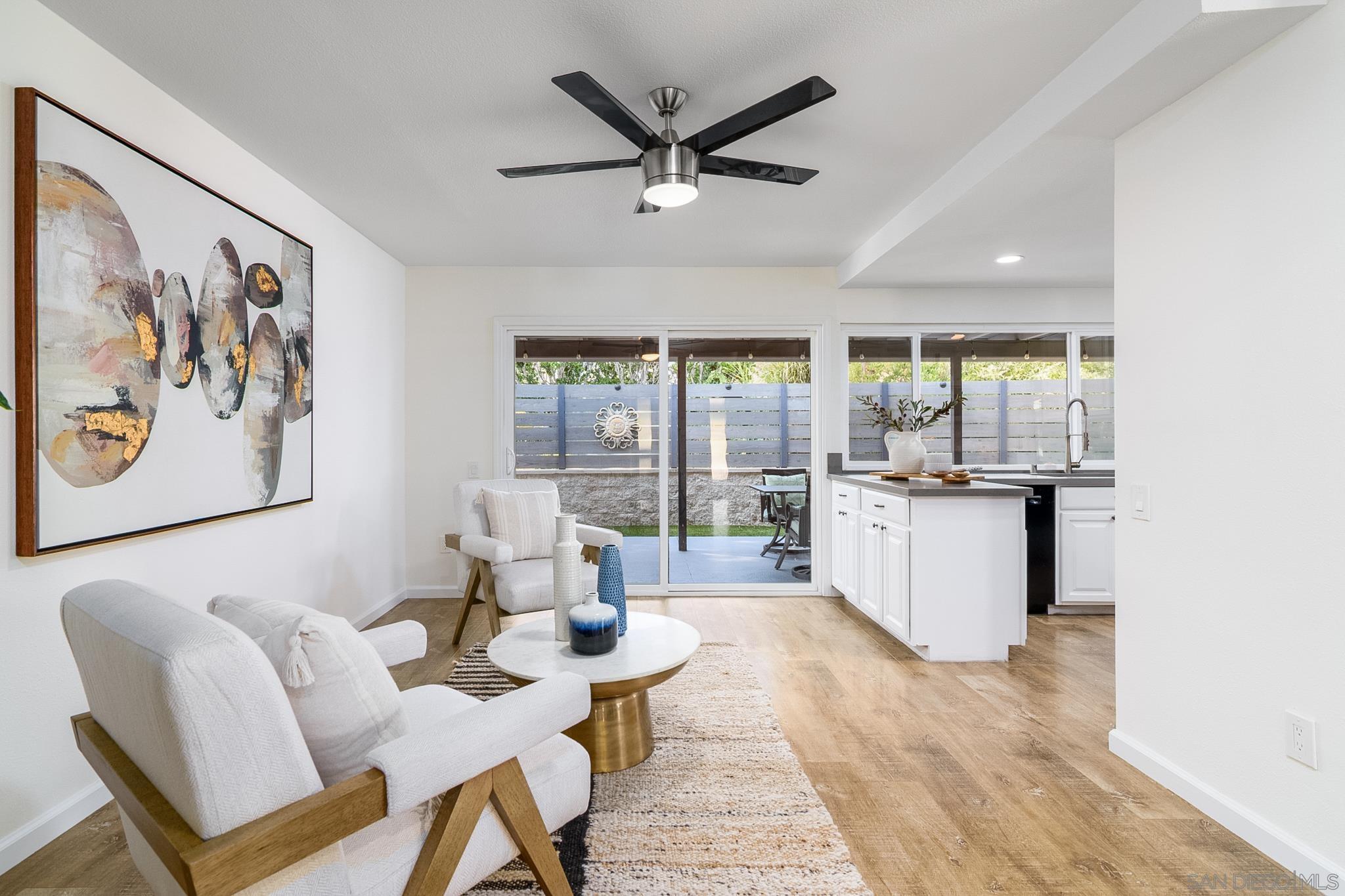 Detail Gallery Image 16 of 42 For 16556  Gabarda Rd, San Diego,  CA 92128 - 2 Beds | 2 Baths