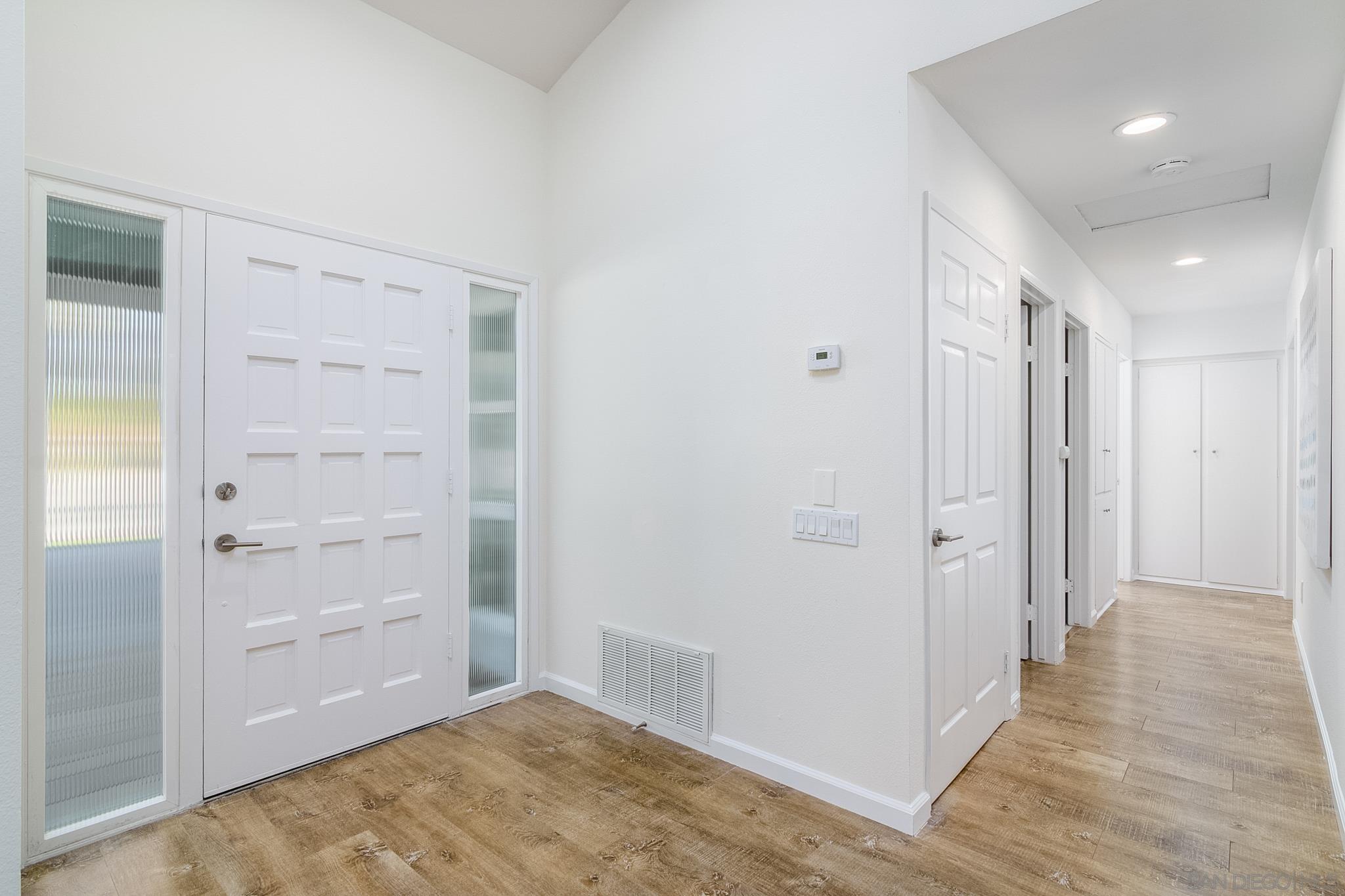 Detail Gallery Image 17 of 42 For 16556  Gabarda Rd, San Diego,  CA 92128 - 2 Beds | 2 Baths