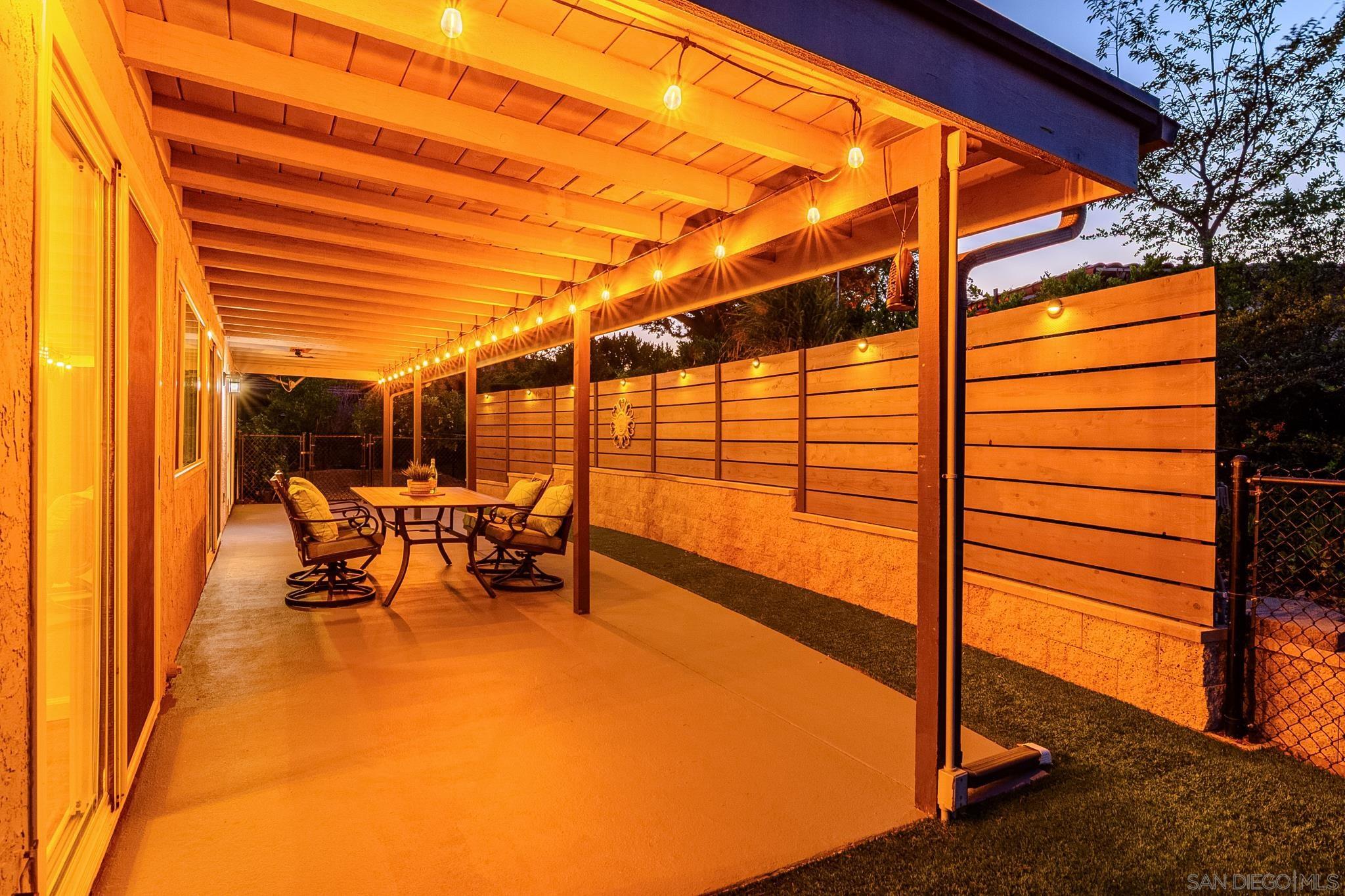 Detail Gallery Image 41 of 42 For 16556  Gabarda Rd, San Diego,  CA 92128 - 2 Beds | 2 Baths