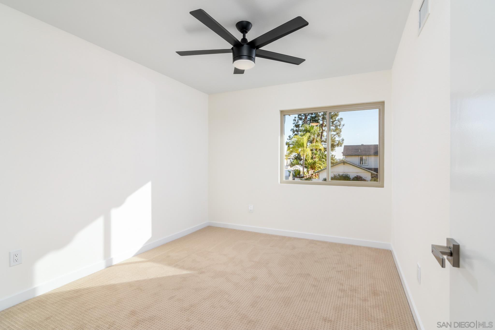 Detail Gallery Image 31 of 56 For 13330  Canyon Back Ln, Poway,  CA 92064 - 4 Beds | 2/1 Baths