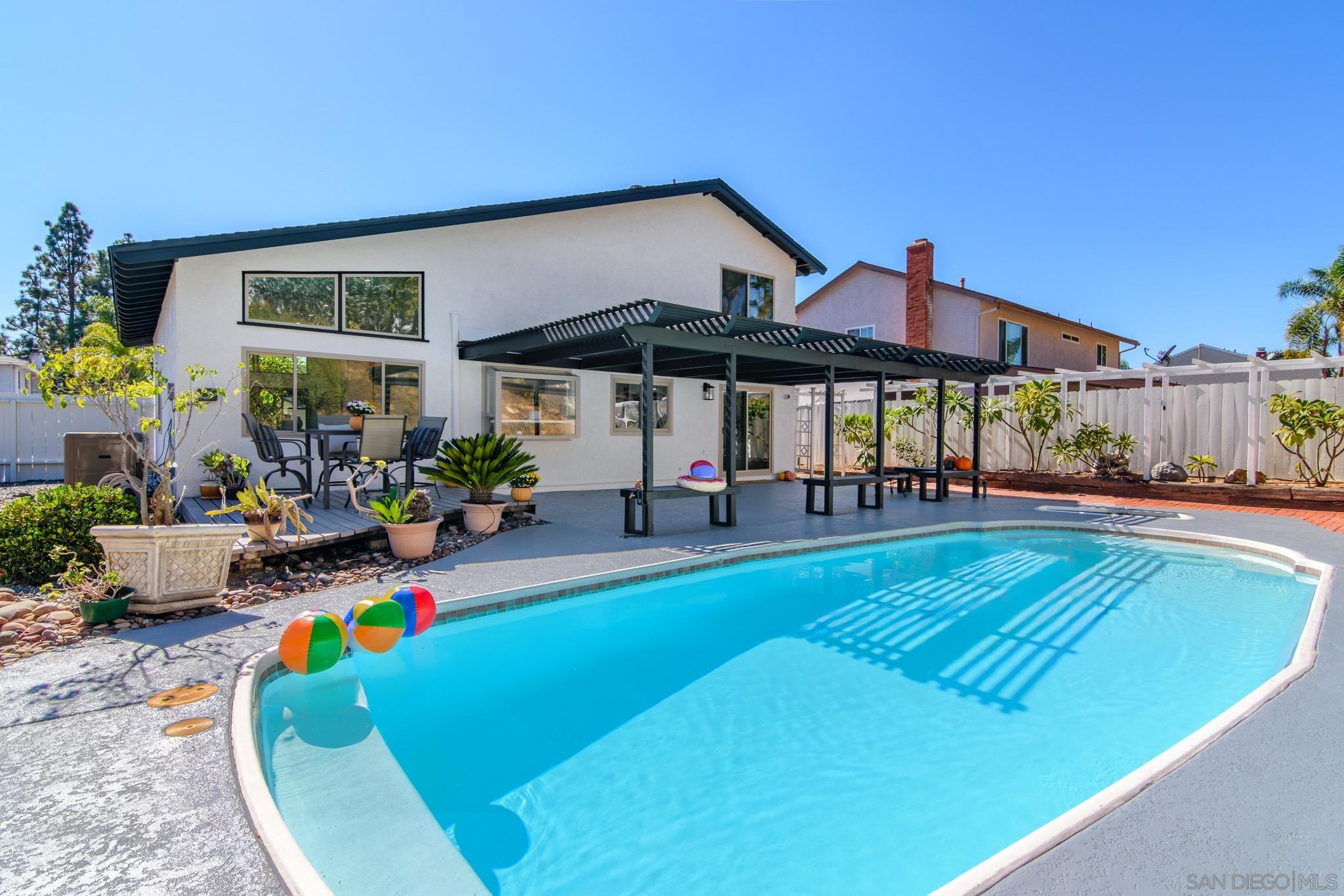 Detail Gallery Image 40 of 56 For 13330  Canyon Back Ln, Poway,  CA 92064 - 4 Beds | 2/1 Baths