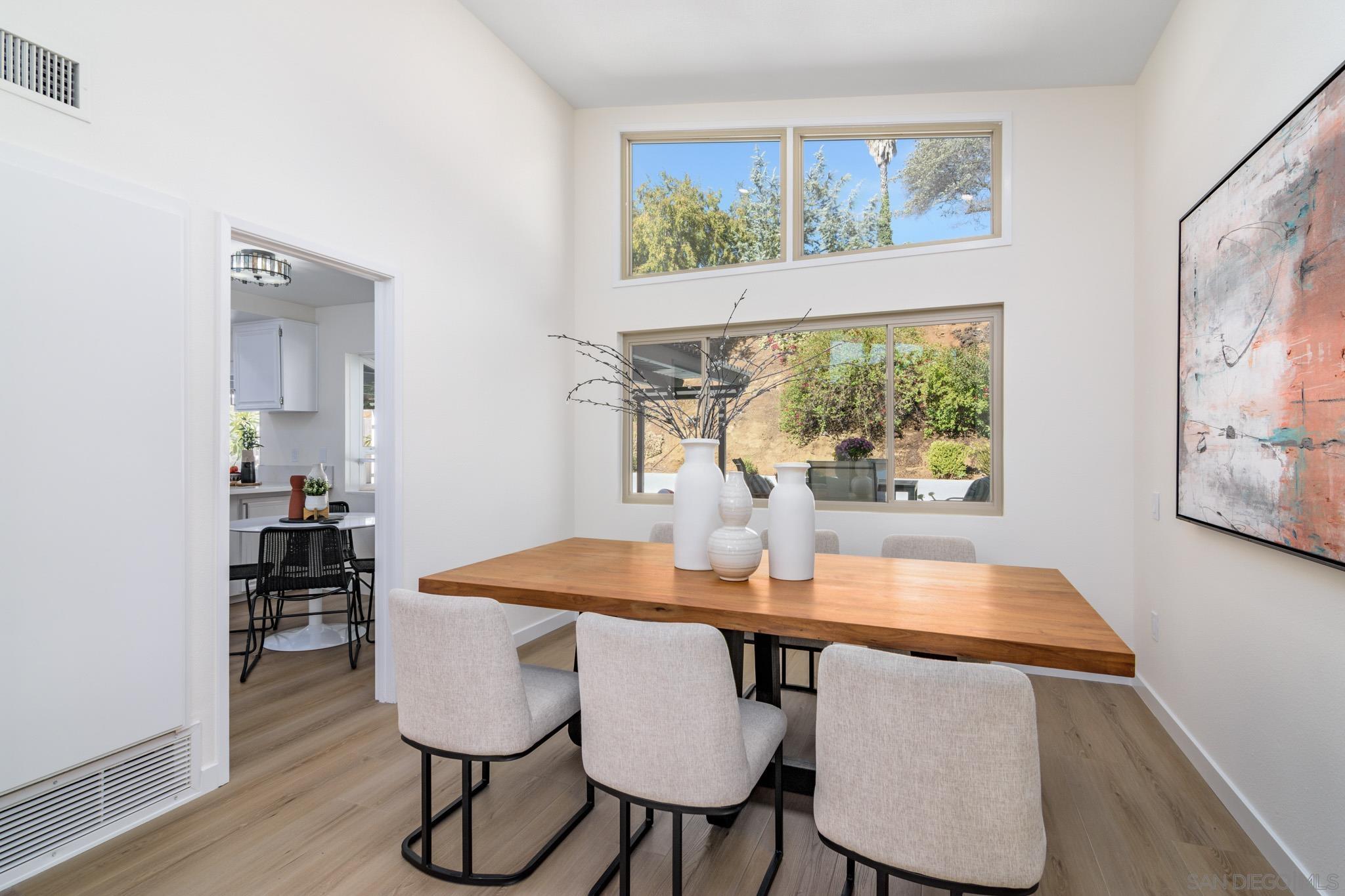 Detail Gallery Image 10 of 56 For 13330  Canyon Back Ln, Poway,  CA 92064 - 4 Beds | 2/1 Baths