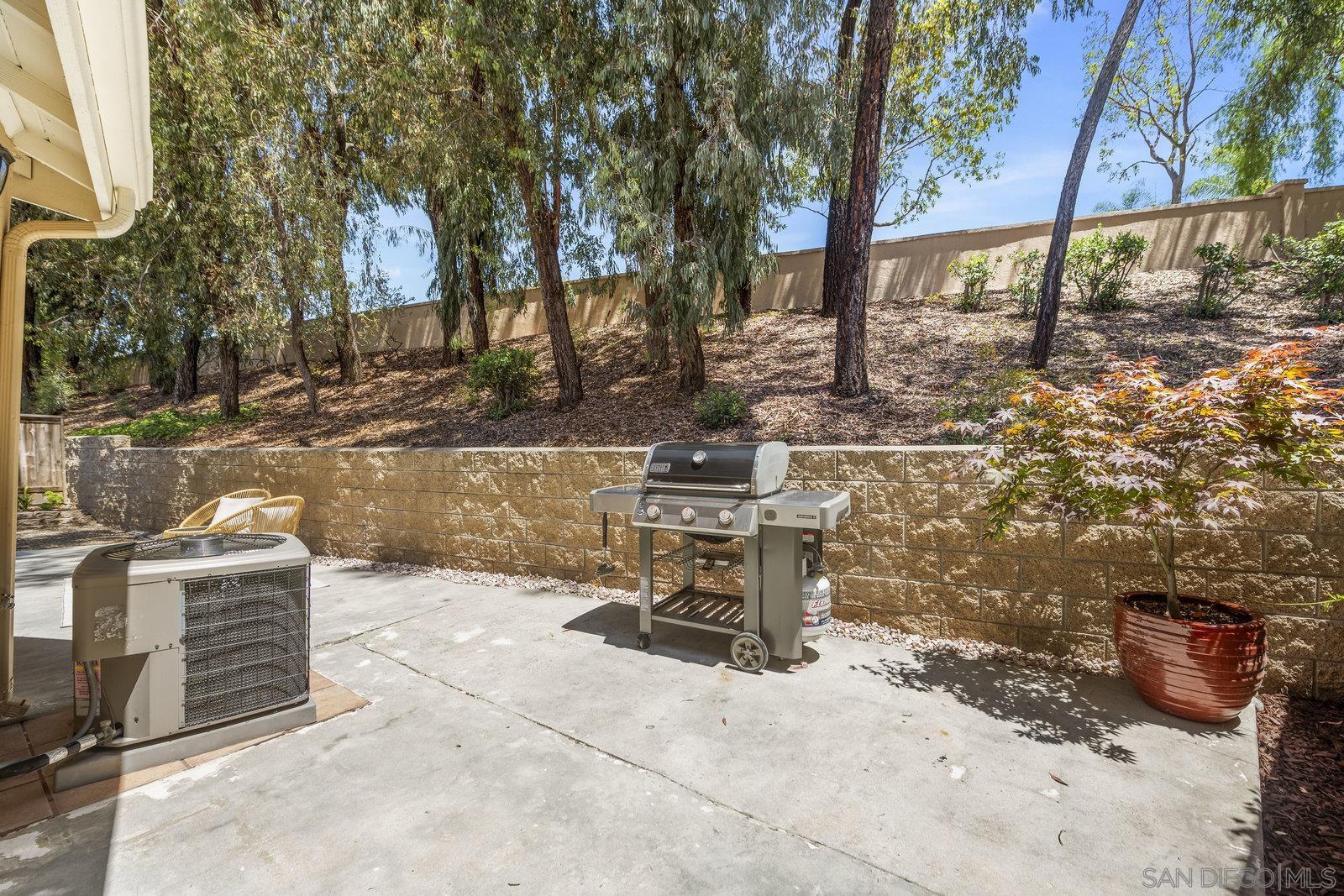 Detail Gallery Image 29 of 34 For 11781  Caminito De Las Missiones, San Diego,  CA 92128 - 3 Beds | 2/1 Baths