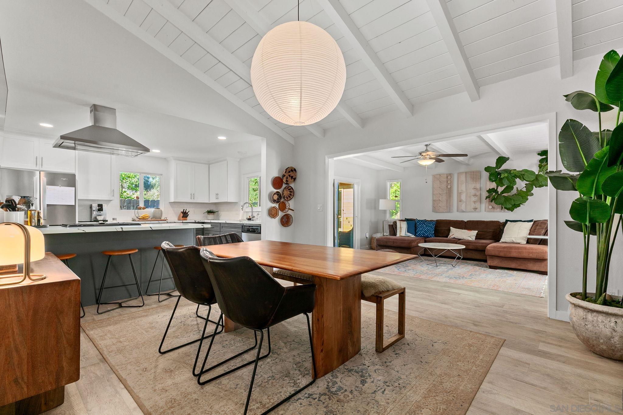 Detail Gallery Image 11 of 45 For 2812  Turnbull St, Oceanside,  CA 92056 - 3 Beds | 2 Baths