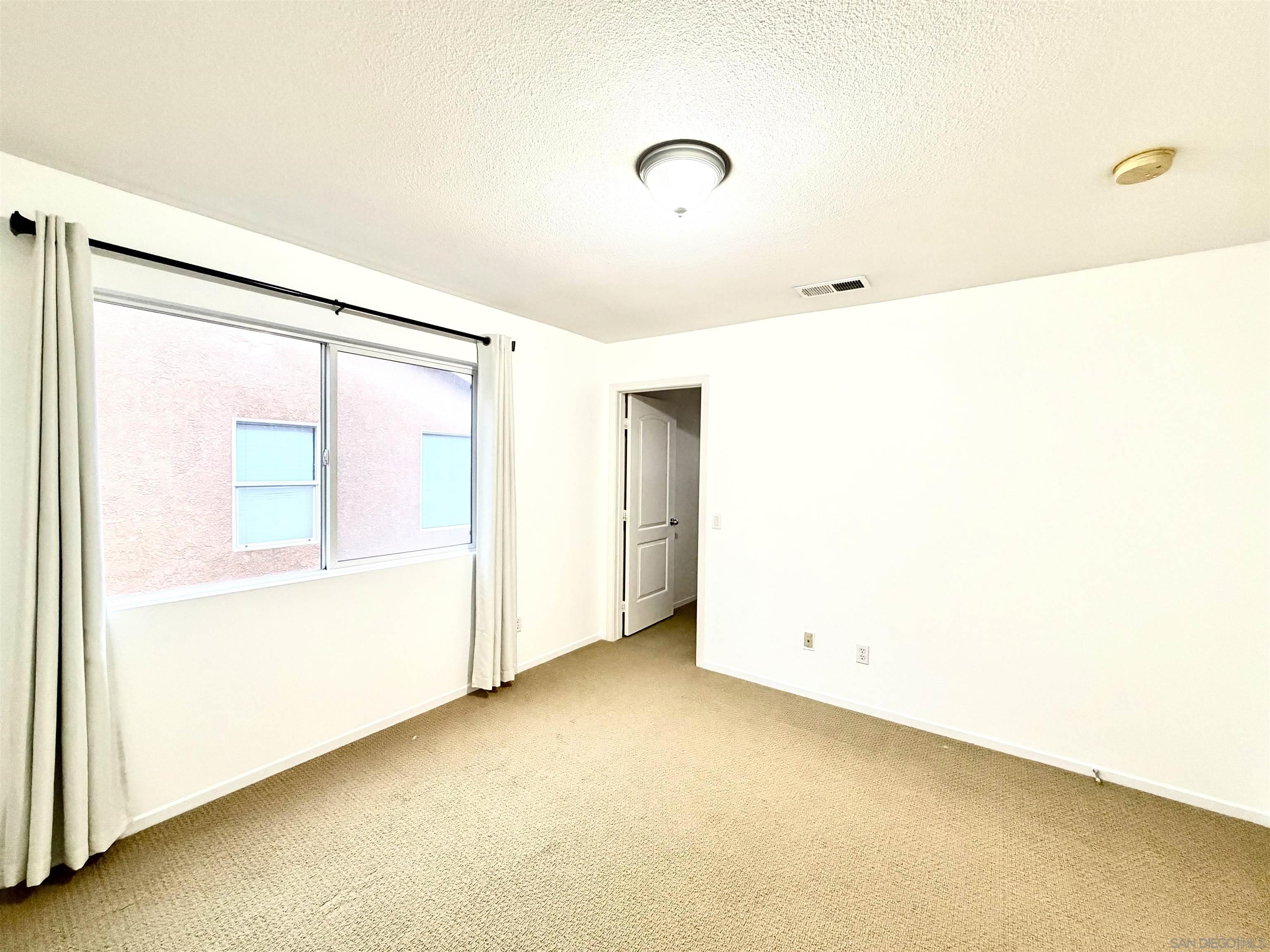 Detail Gallery Image 23 of 35 For 460  Chardonnay Court, San Marcos,  CA 92069 - 4 Beds | 2/1 Baths