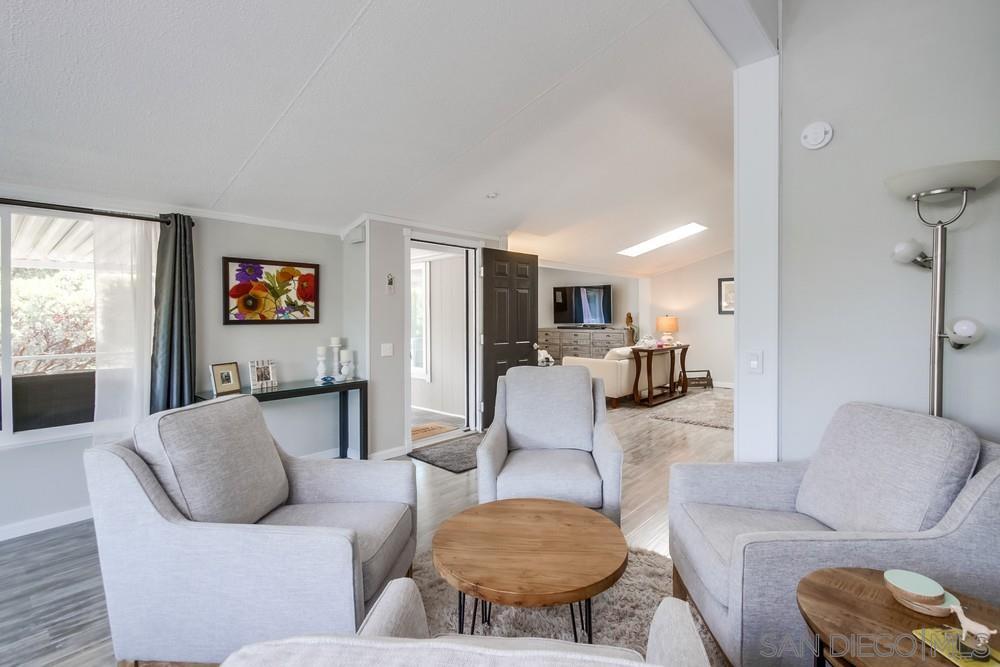 Detail Gallery Image 11 of 68 For 18218  Paradise Mountain Road  #75,  Valley Center,  CA 92082 - 2 Beds | 2 Baths