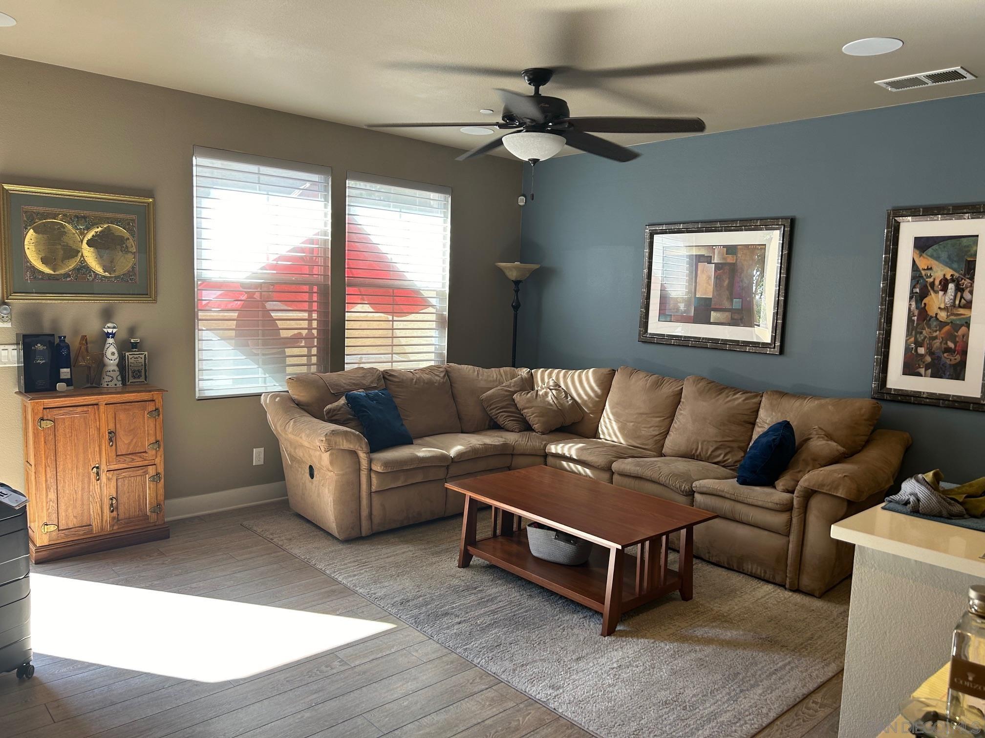 Detail Gallery Image 2 of 28 For 1670  Fairlead Ave, Carlsbad,  CA 92011 - 3 Beds | 2/1 Baths