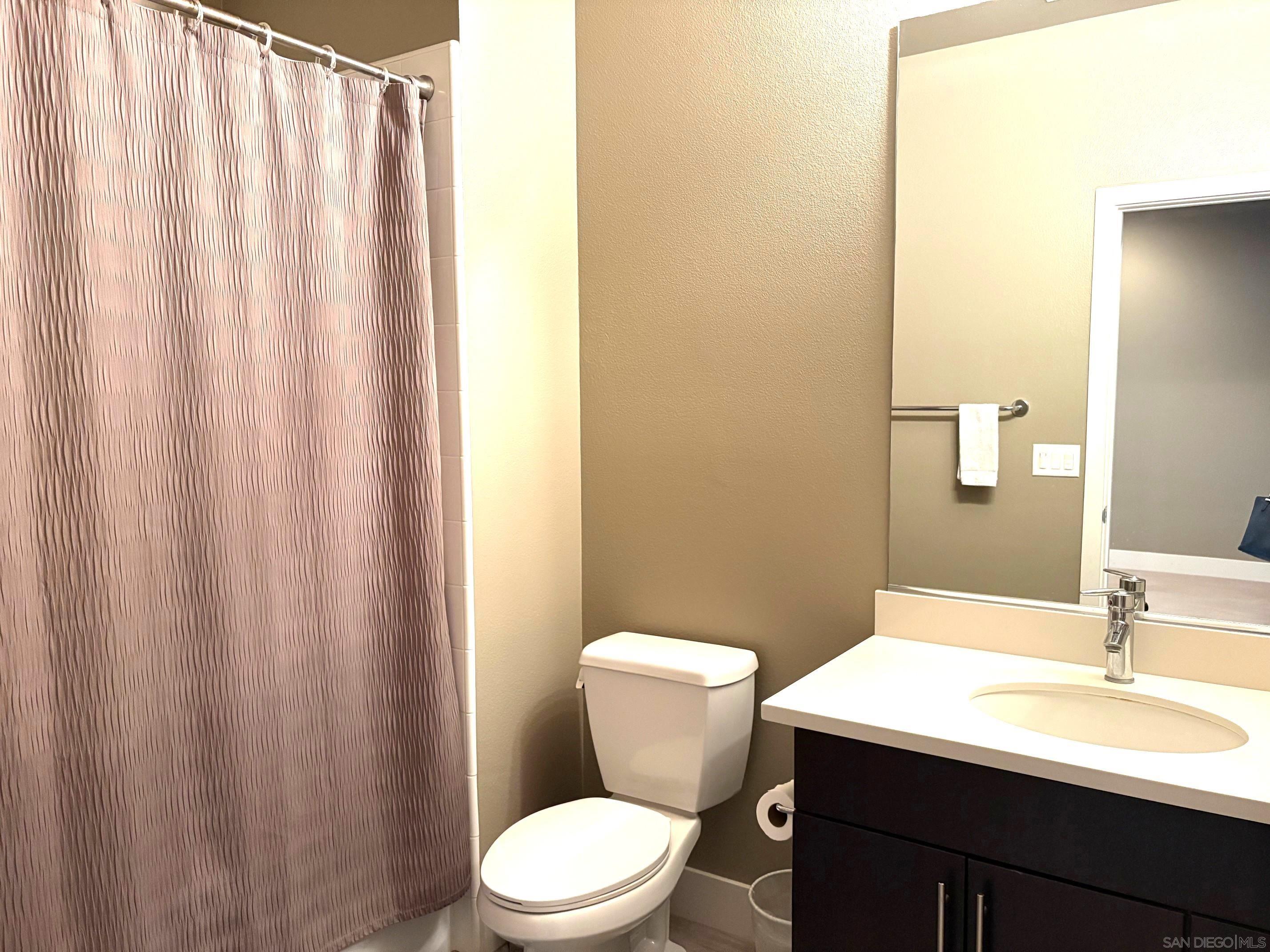 Detail Gallery Image 14 of 28 For 1670  Fairlead Ave, Carlsbad,  CA 92011 - 3 Beds | 2/1 Baths