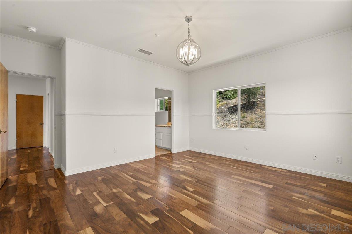 Detail Gallery Image 28 of 49 For 2342  Carioca Pl, Vista,  CA 92084 - 6 Beds | 4/2 Baths