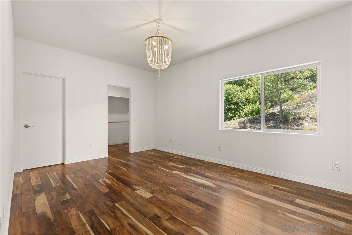 Detail Gallery Image 33 of 49 For 2342  Carioca Pl, Vista,  CA 92084 - 6 Beds | 4/2 Baths