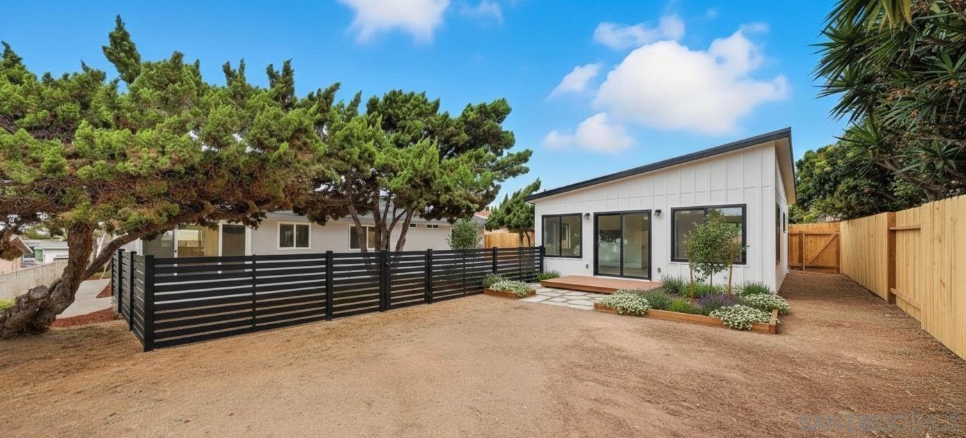 Detail Gallery Image 37 of 38 For 1325  First Ave, Chula Vista,  CA 91911 - 4 Beds | 2 Baths