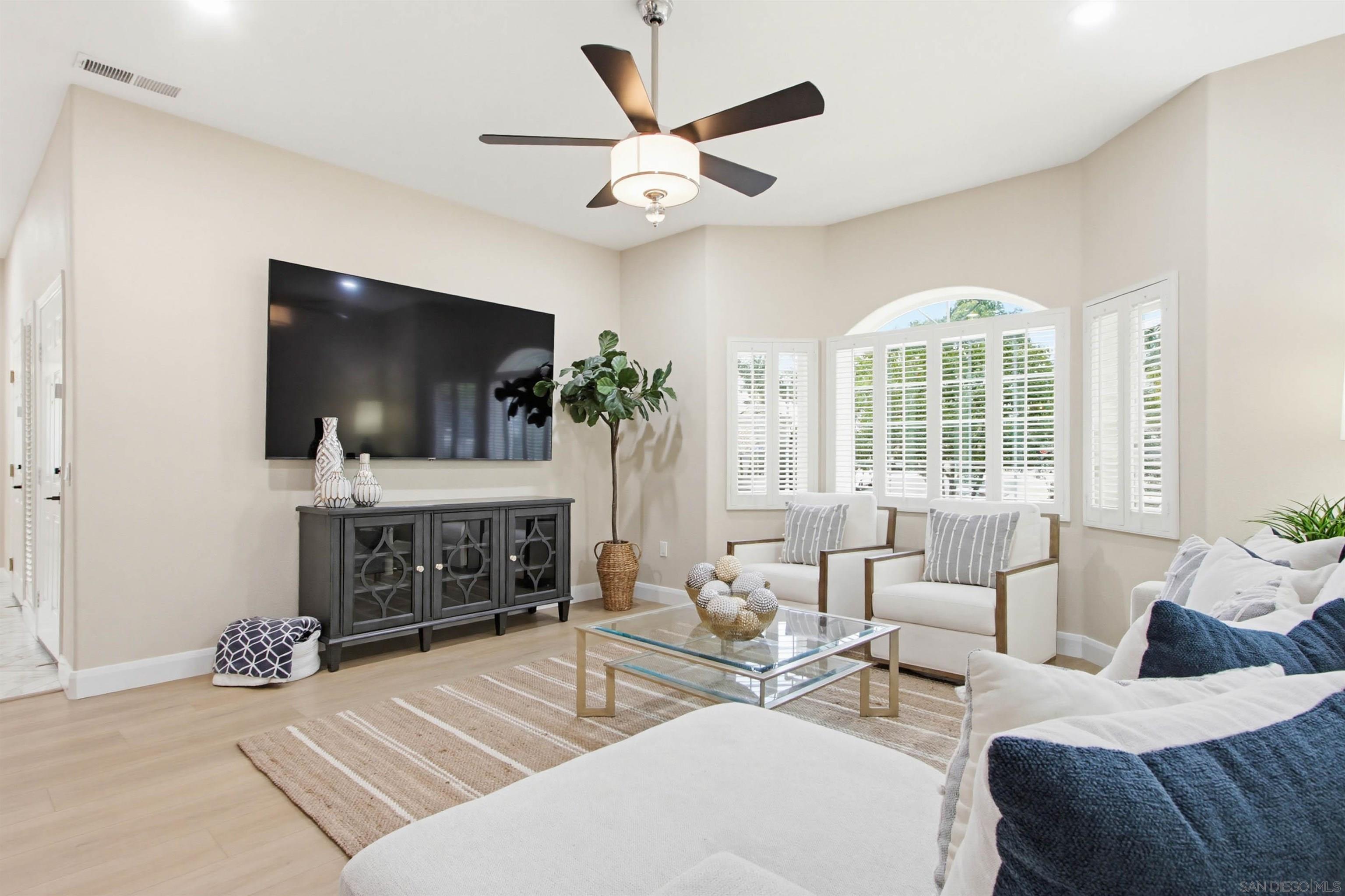 Detail Gallery Image 24 of 64 For 1748  Dancer Pl, Escondido,  CA 92026 - 4 Beds | 2/1 Baths