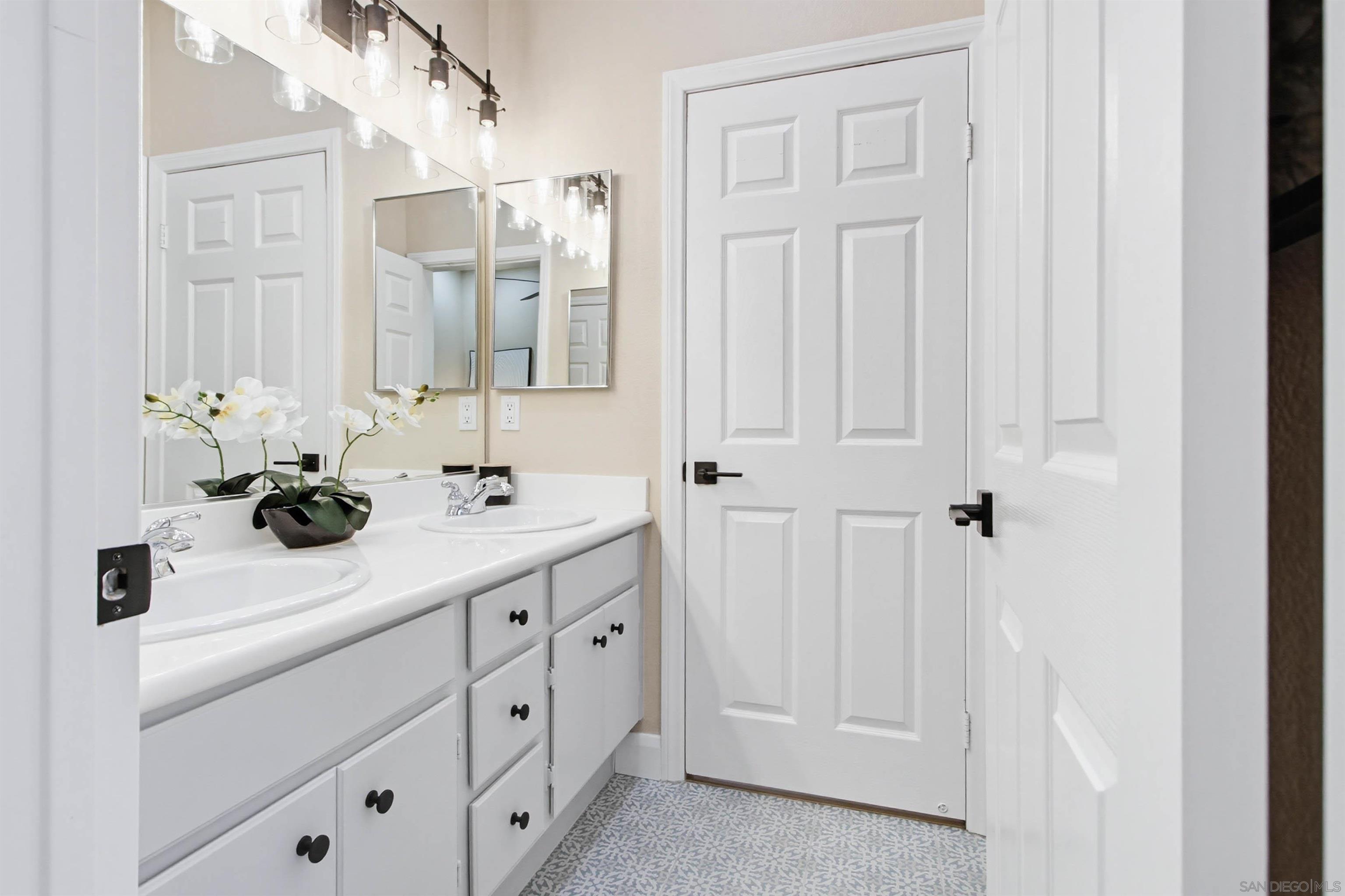 Detail Gallery Image 32 of 64 For 1748  Dancer Pl, Escondido,  CA 92026 - 4 Beds | 2/1 Baths