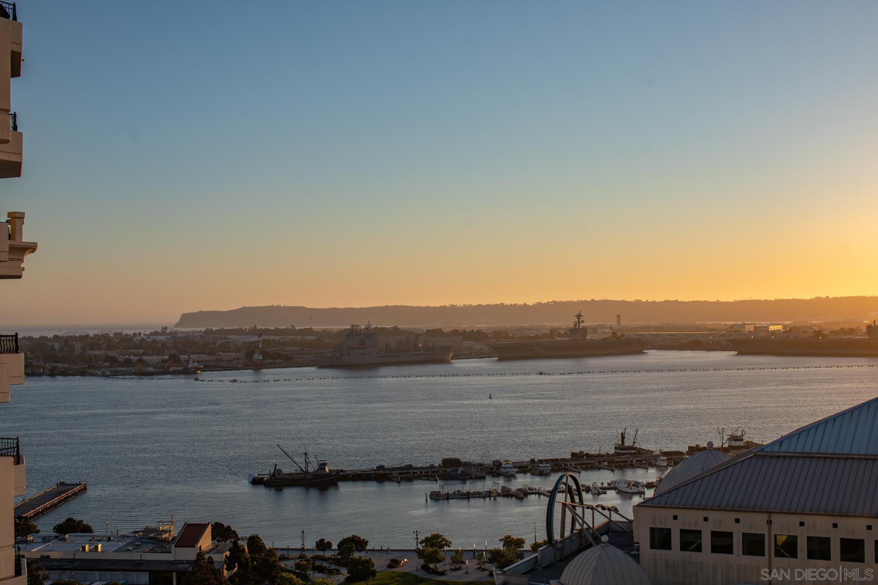 Detail Gallery Image 15 of 39 For 700 W Harbor Dr  2101, San Diego,  CA 92101 - 2 Beds | 1/1 Baths