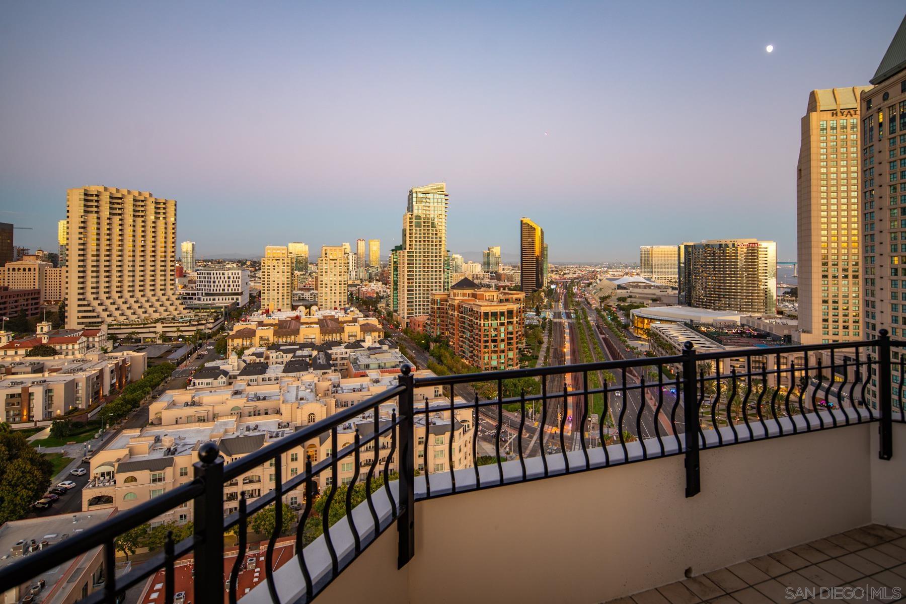 Detail Gallery Image 22 of 39 For 700 W Harbor Dr  2101, San Diego,  CA 92101 - 2 Beds | 1/1 Baths