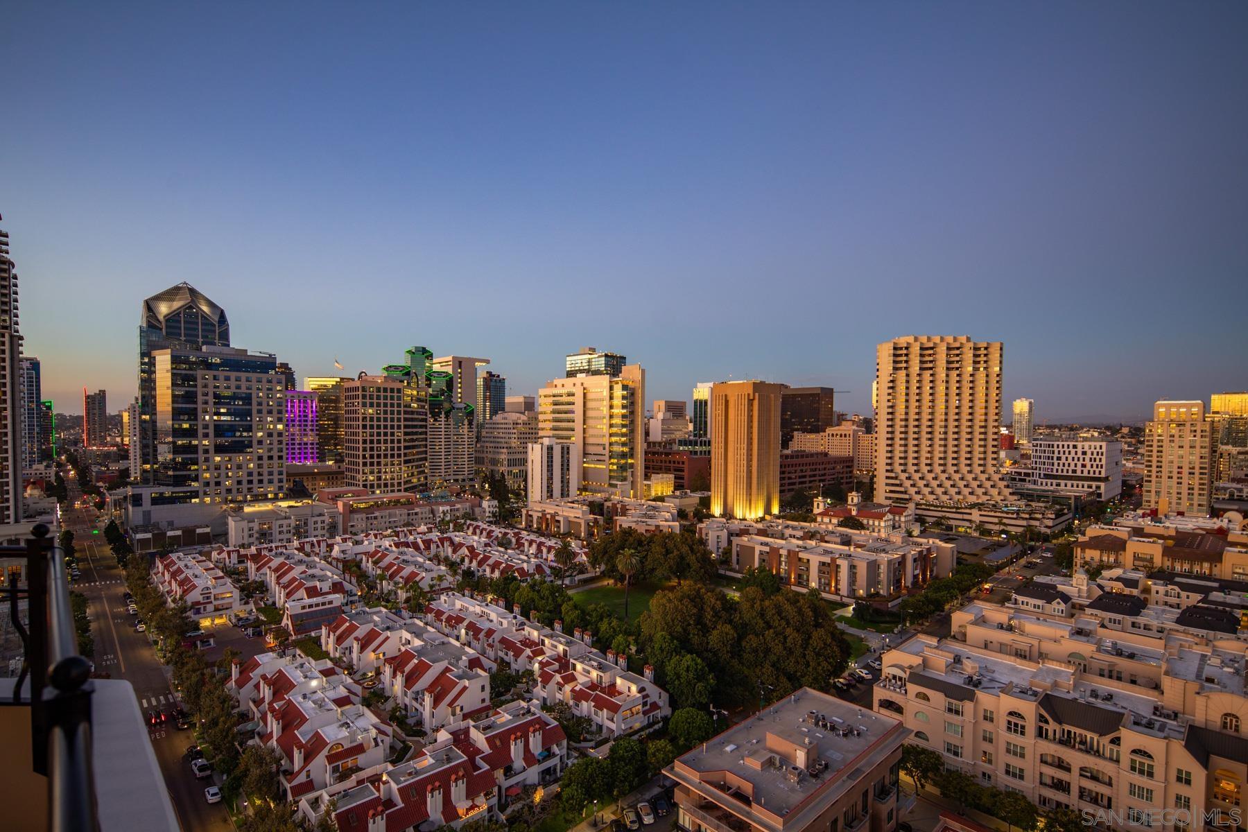 Detail Gallery Image 24 of 39 For 700 W Harbor Dr  2101, San Diego,  CA 92101 - 2 Beds | 1/1 Baths