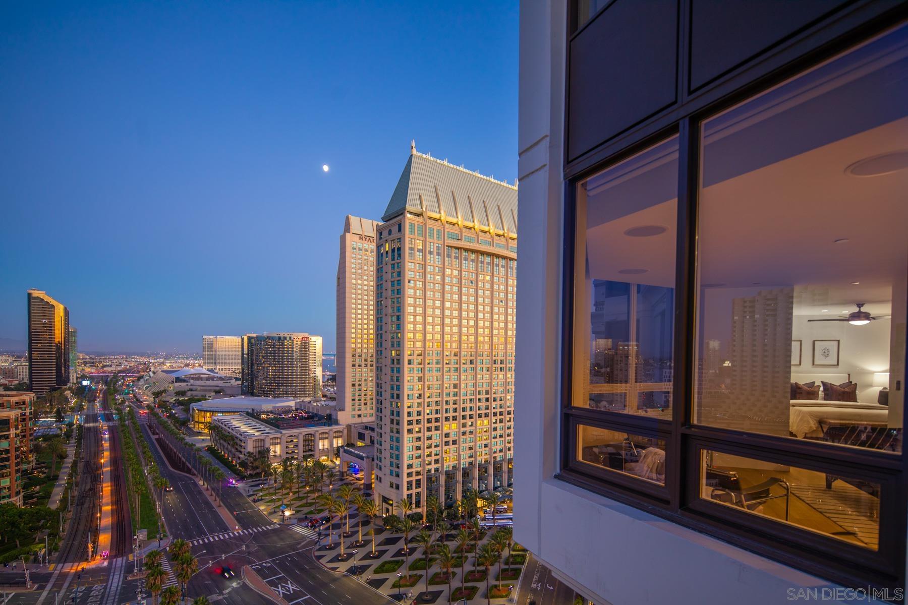 Detail Gallery Image 26 of 39 For 700 W Harbor Dr  2101, San Diego,  CA 92101 - 2 Beds | 1/1 Baths