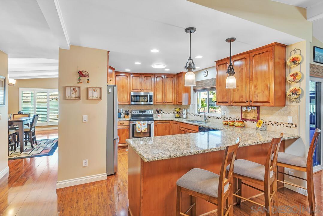 Detail Gallery Image 22 of 68 For 18218  Paradise Mountain Rd  #203,  Valley Center,  CA 92082 - 2 Beds | 2 Baths