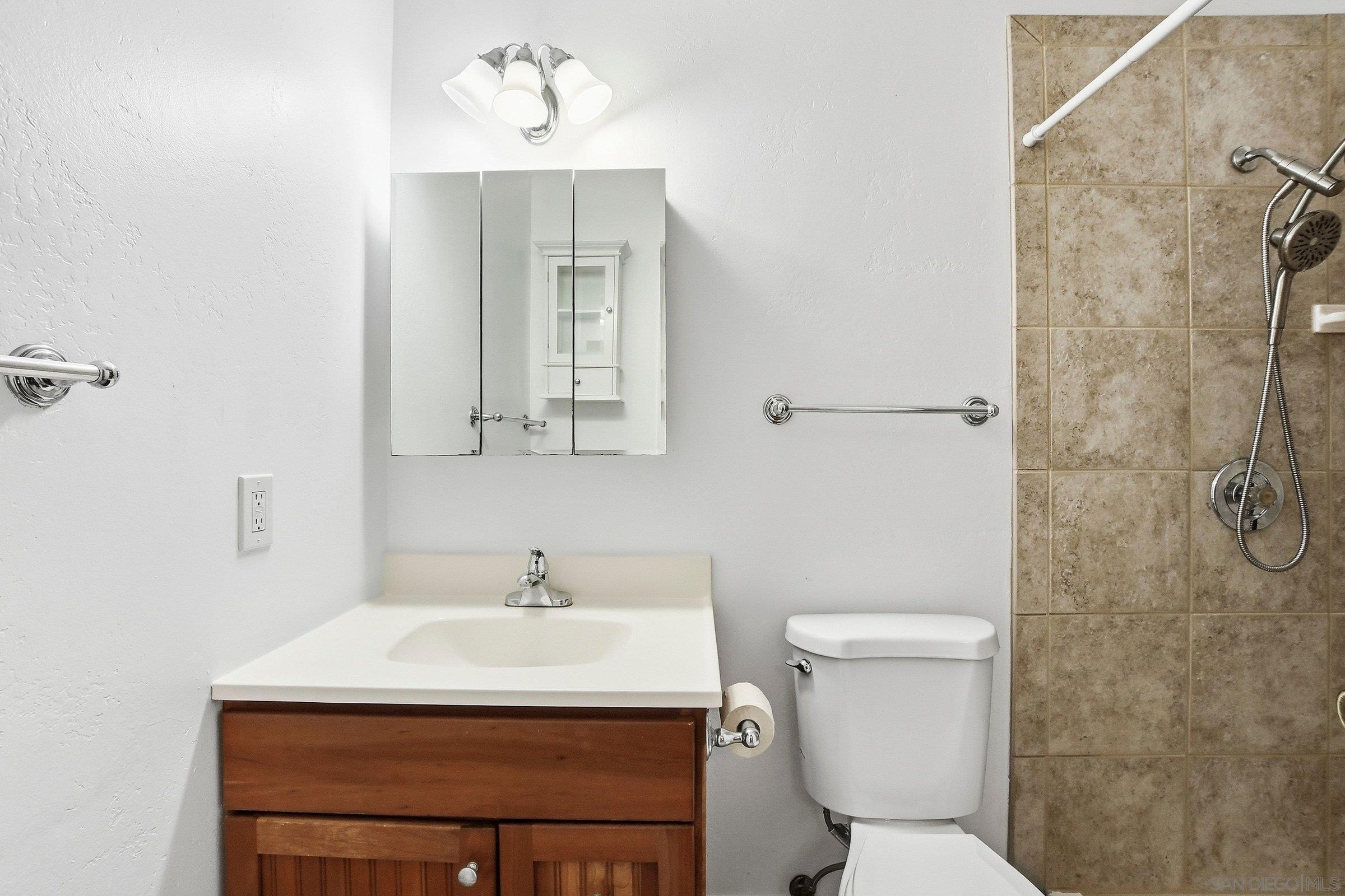 Detail Gallery Image 27 of 31 For 10856  Parkdale Ave, San Diego,  CA 92126 - 3 Beds | 2 Baths