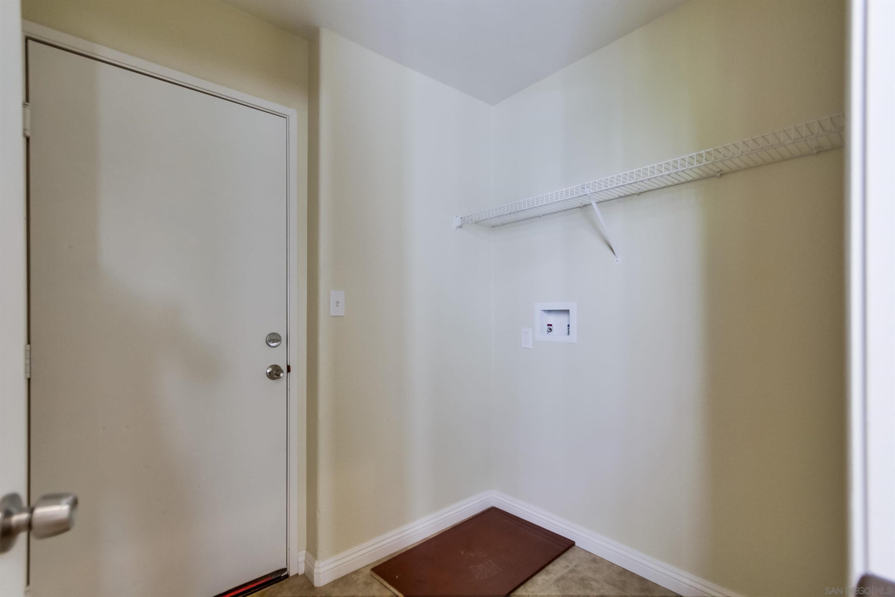 Detail Gallery Image 20 of 37 For 1201  Trapani  4, Chula Vista,  CA 91915 - 3 Beds | 2/1 Baths