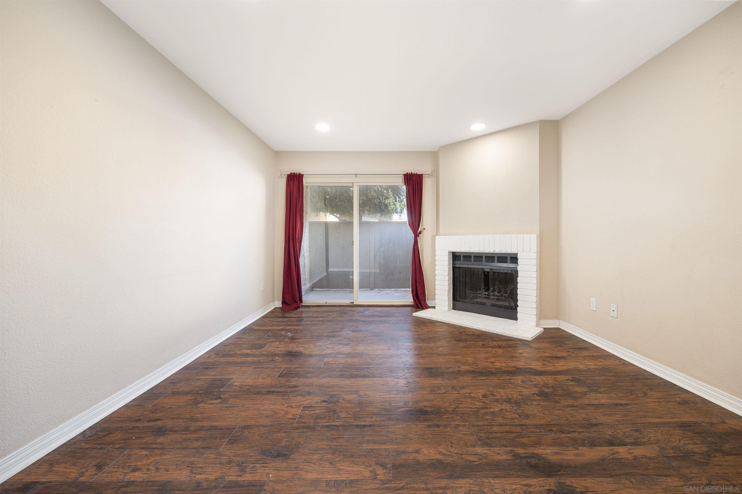 Detail Gallery Image 2 of 17 For 2970  Alta View Dr  #G102,  San Diego,  CA 92139 - 2 Beds | 2 Baths