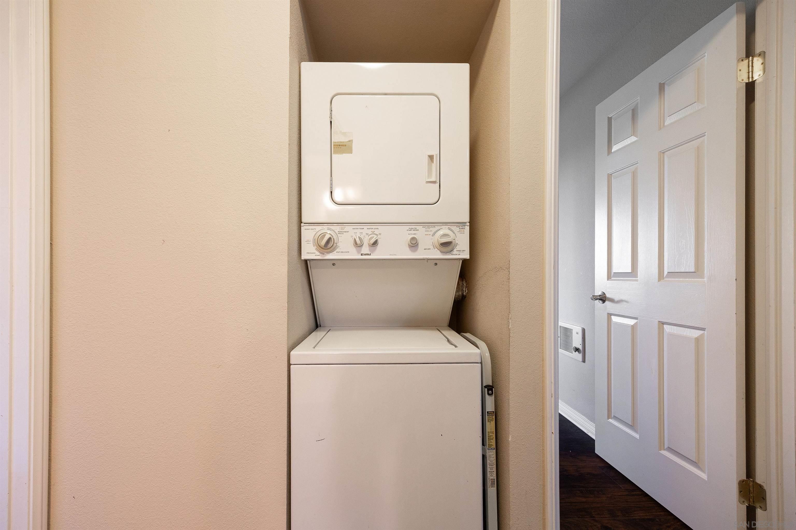 Detail Gallery Image 14 of 17 For 2970  Alta View Dr  #G102,  San Diego,  CA 92139 - 2 Beds | 2 Baths