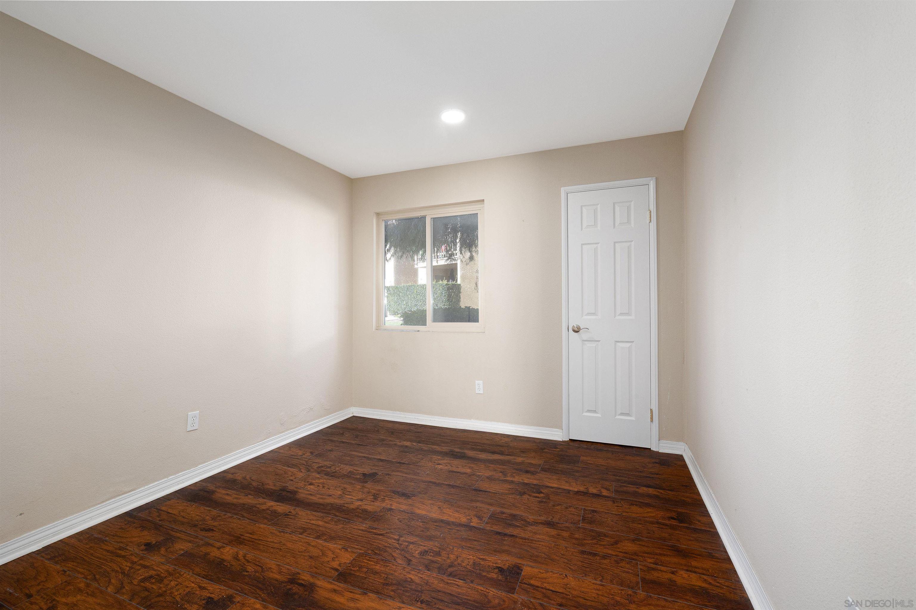 Detail Gallery Image 10 of 17 For 2970  Alta View Dr  #G102,  San Diego,  CA 92139 - 2 Beds | 2 Baths