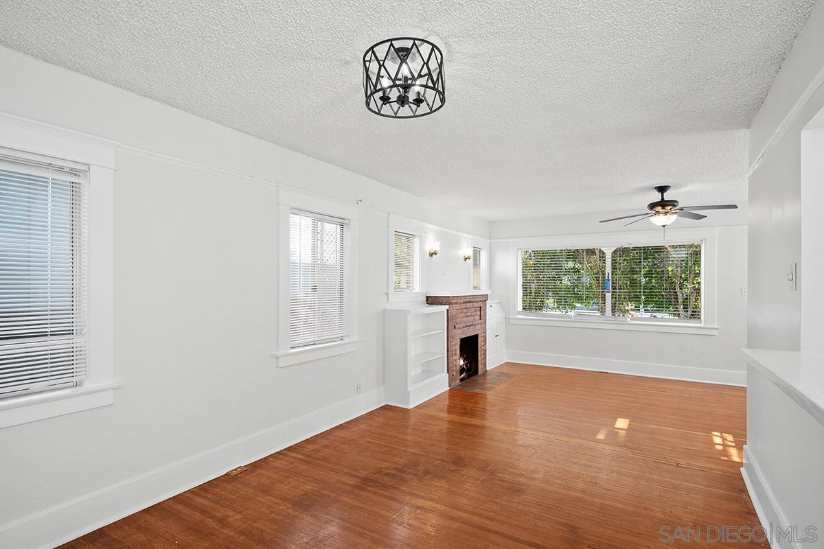 Detail Gallery Image 17 of 54 For 812  H Ave, Coronado,  CA 92118 - 4 Beds | 2 Baths