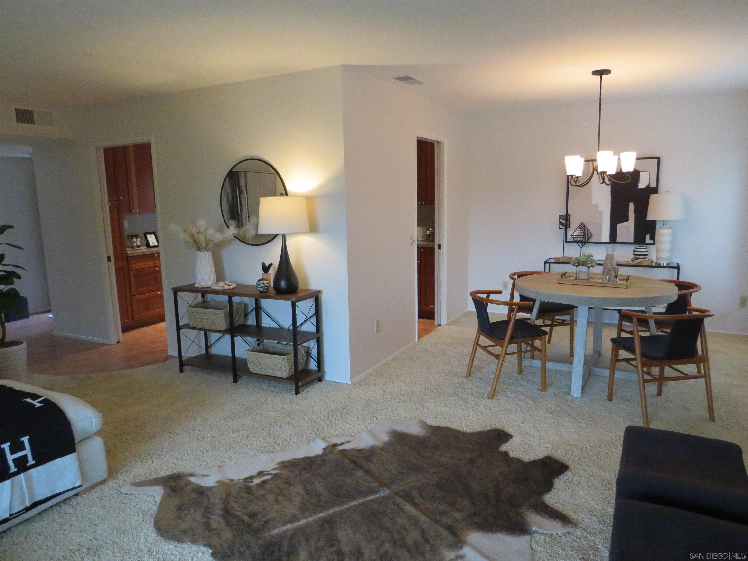 Detail Gallery Image 11 of 38 For 17461  Plaza Otonal, San Diego,  CA 92128 - 3 Beds | 2 Baths