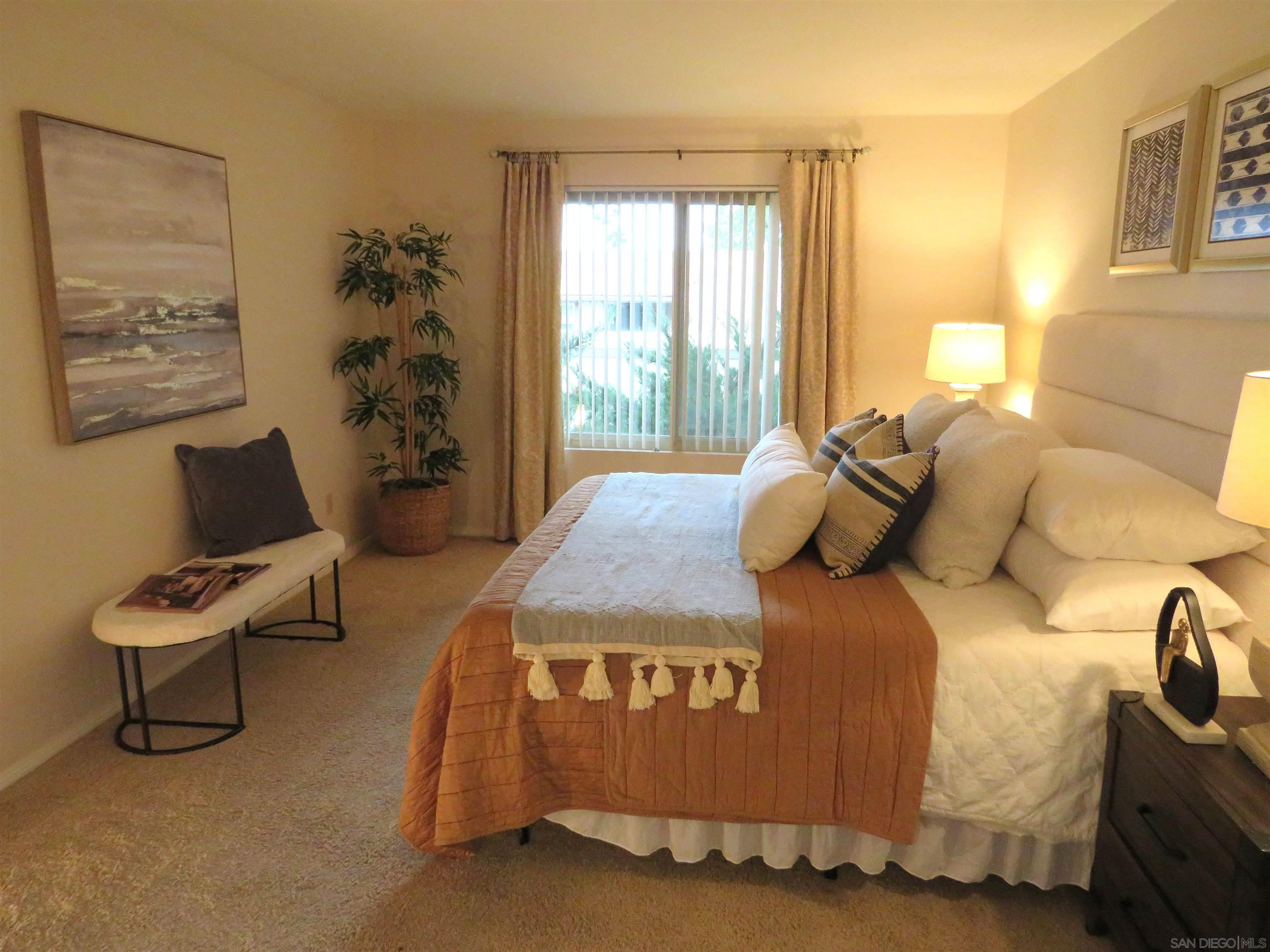 Detail Gallery Image 25 of 38 For 17461  Plaza Otonal, San Diego,  CA 92128 - 3 Beds | 2 Baths