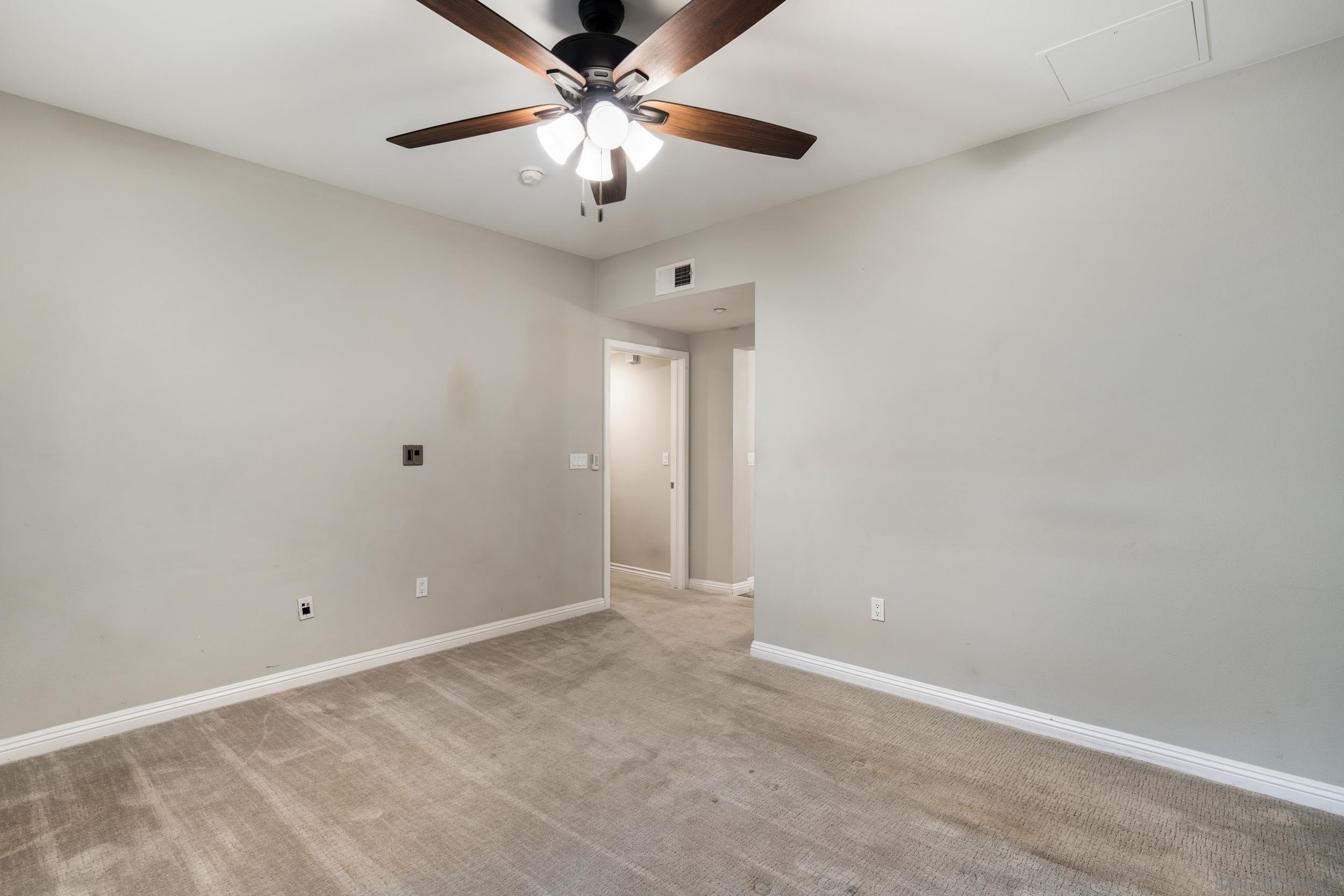 Detail Gallery Image 14 of 31 For 3650  5th Ave  #415,  San Diego,  CA 92103 - 3 Beds | 2 Baths